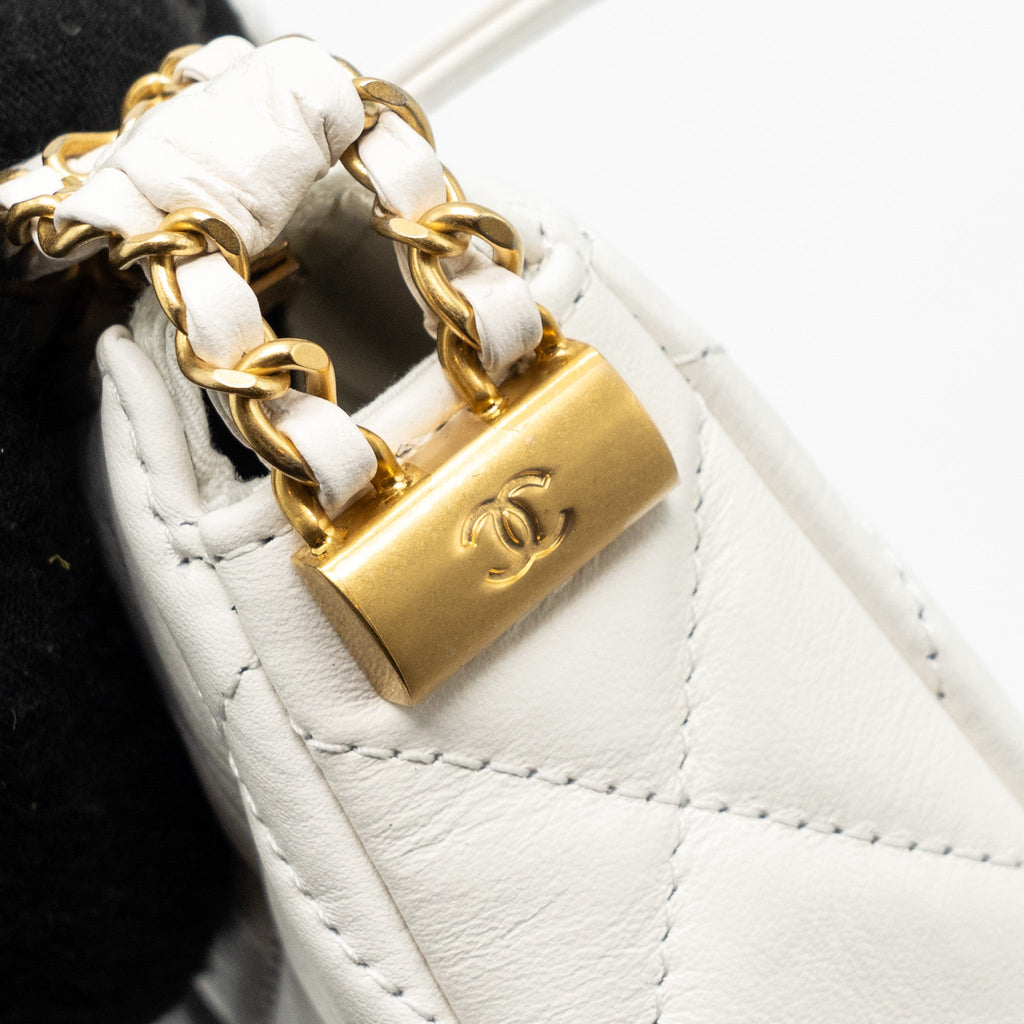 CHANEL 23K HOBO BAG CALFSKIN WHITE GHW (MICROCHIP)