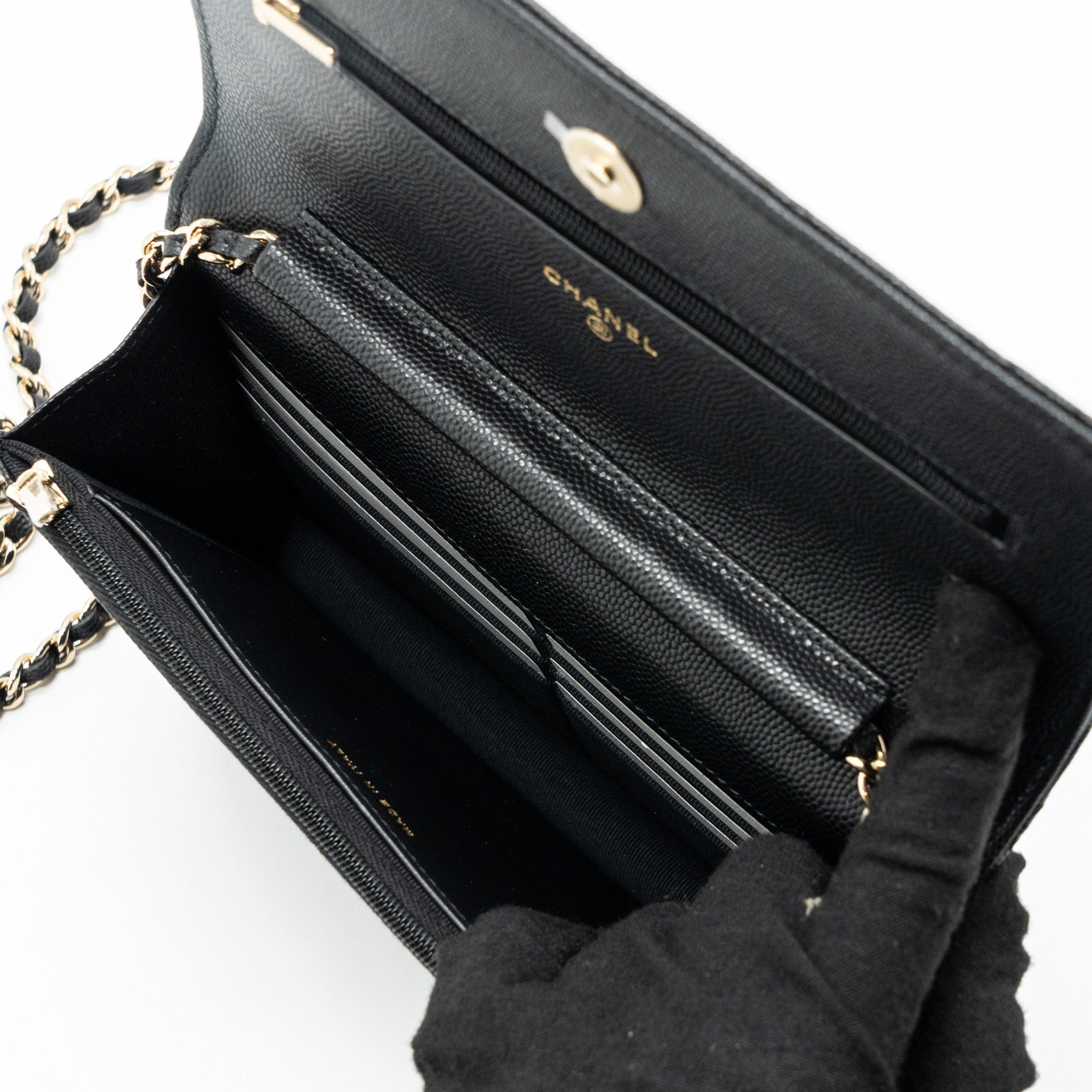 CHANEL 23K DETAILED CC LOGO WALLET ON CHAIN CAVIAR BLACK LGHW (MICROCHIP)