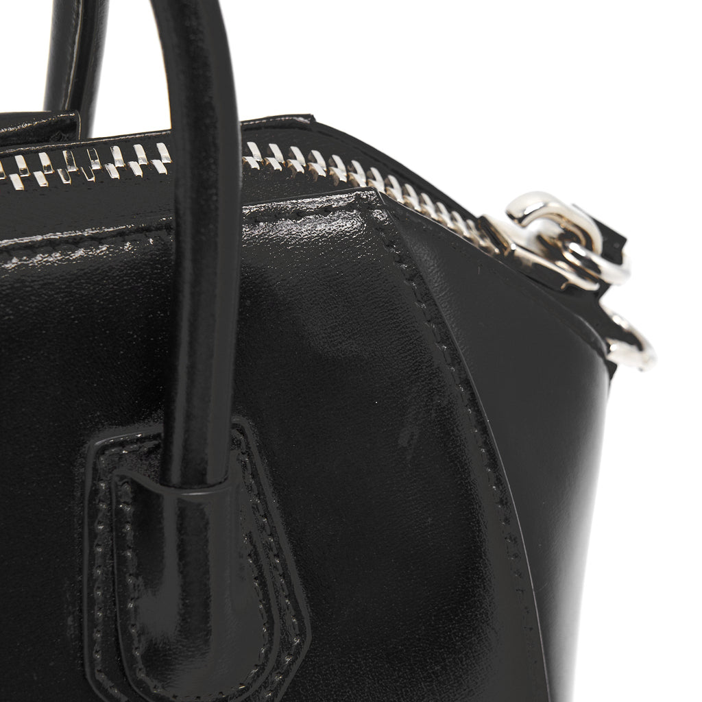 GIVENCHY ANTIGONA MINI SMOOTH CALFSKIN BLACK