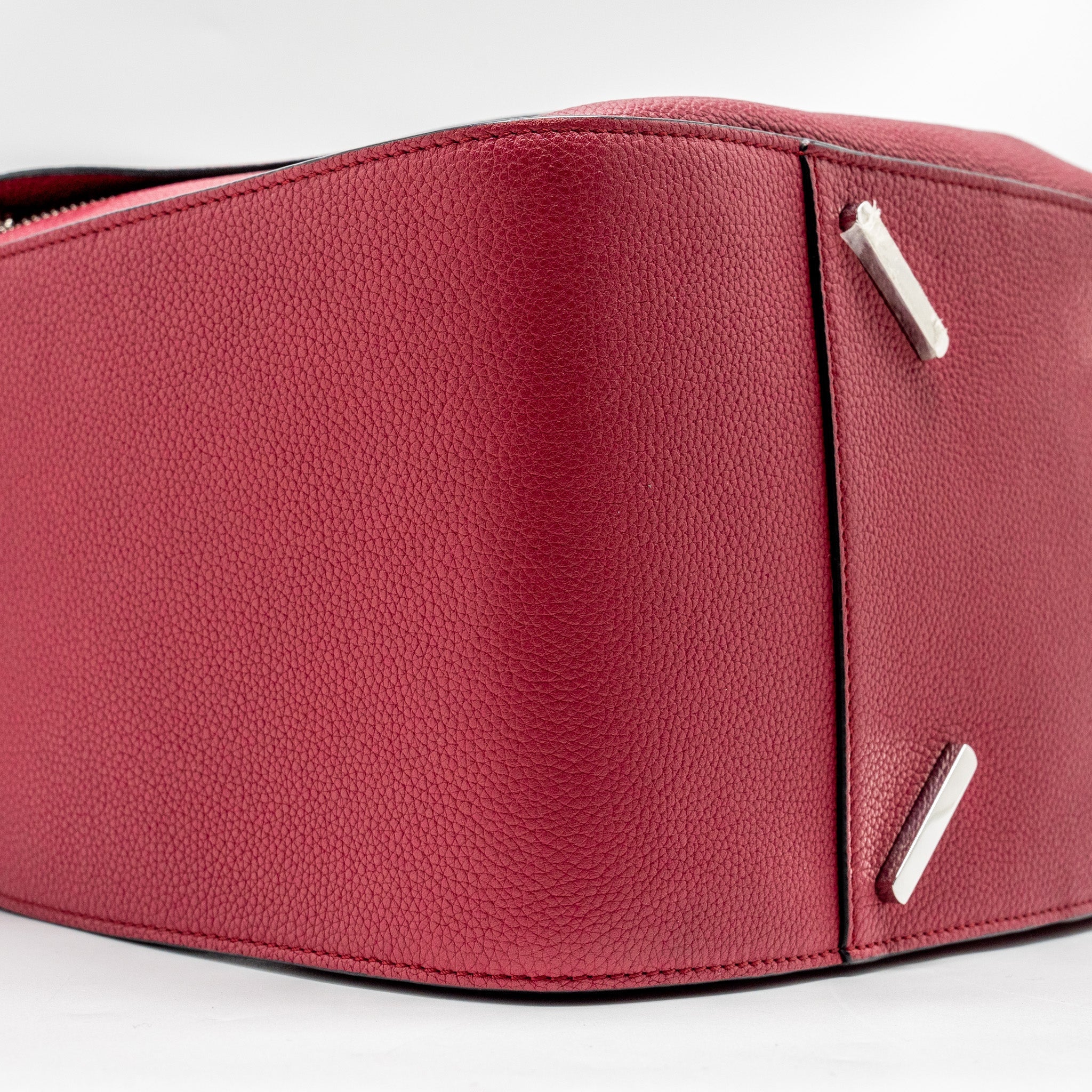 LOEWE MEDIUM HAMMOCK BAG CALFSKIN RASPBERRY SHW