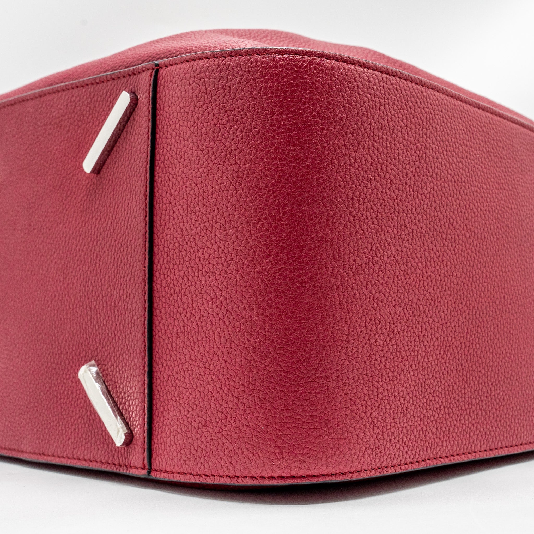 LOEWE MEDIUM HAMMOCK BAG CALFSKIN RASPBERRY SHW