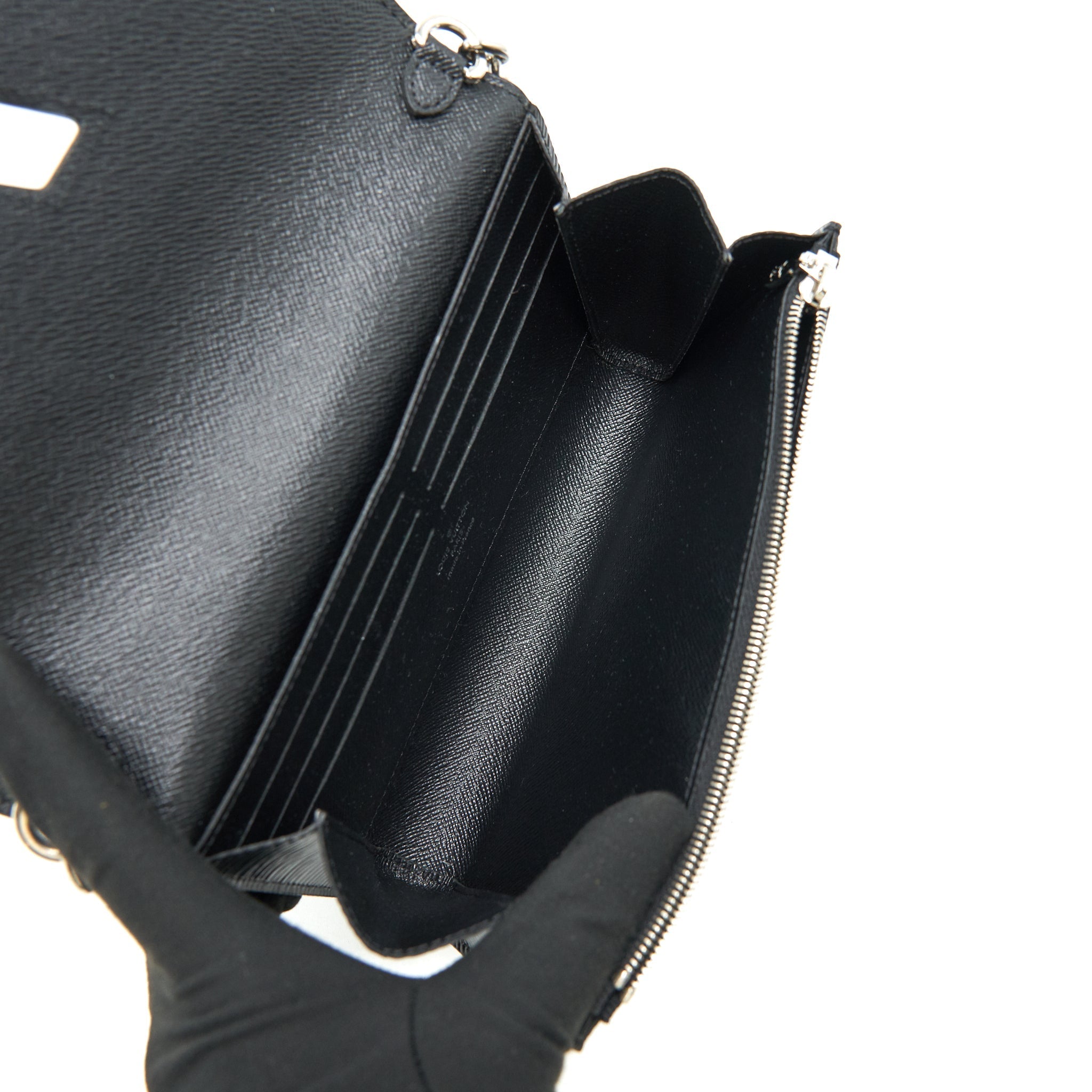 LOUIS VUITTON TWIST WALLET ON CHAIN BLACK SHW EPI LEATHER