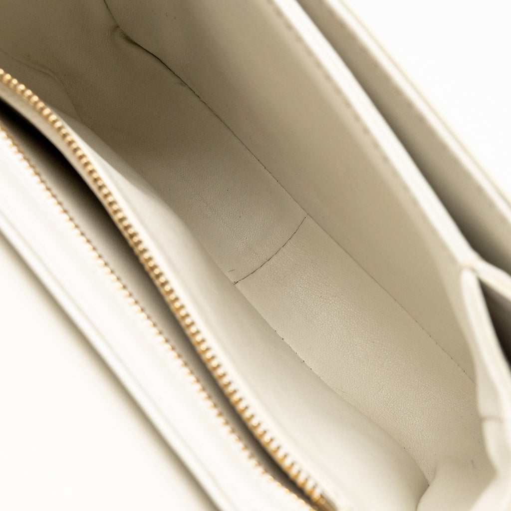 CELINE TEEN TRIOMPHE BAG CALFSKIN WHITE IVORY GHW
