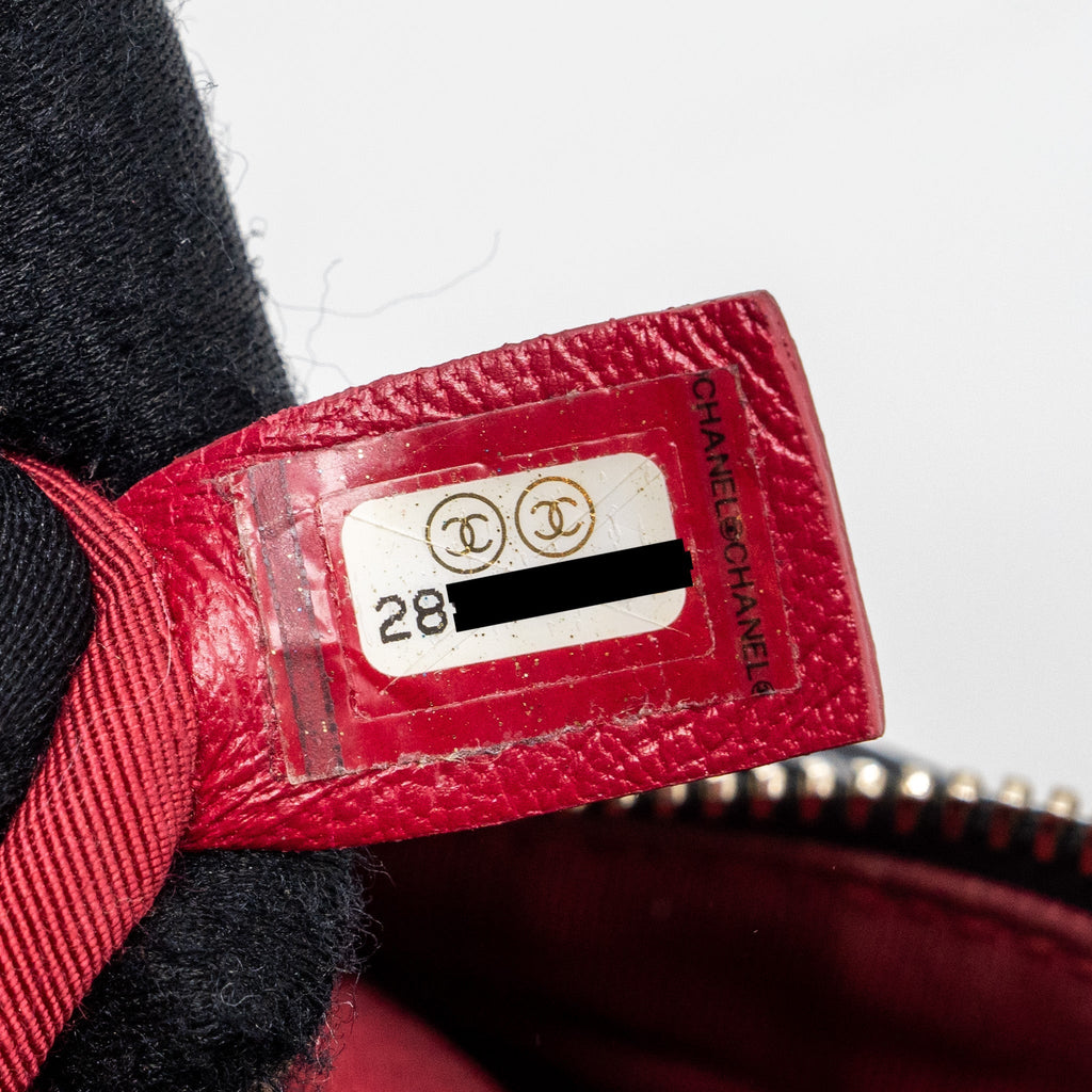 CHANEL SMALL GABRIELLE HOBO BAG AGED CALFSKIN BLACK MULTICOLOURED HARDWARE