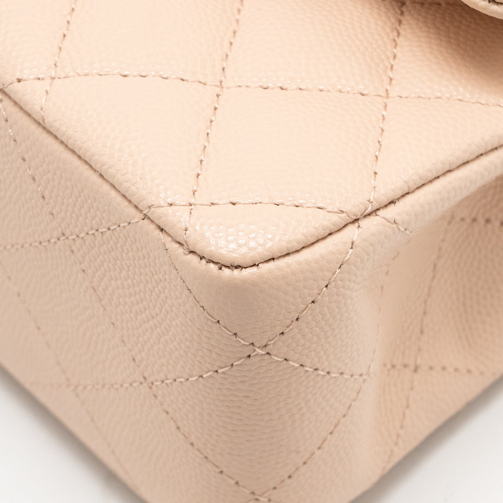 CHANEL MEDIUM CLASSIC DOUBLE FLAP BAG CAVIAR LIGHT PINK LGHW (MICROCHIP)