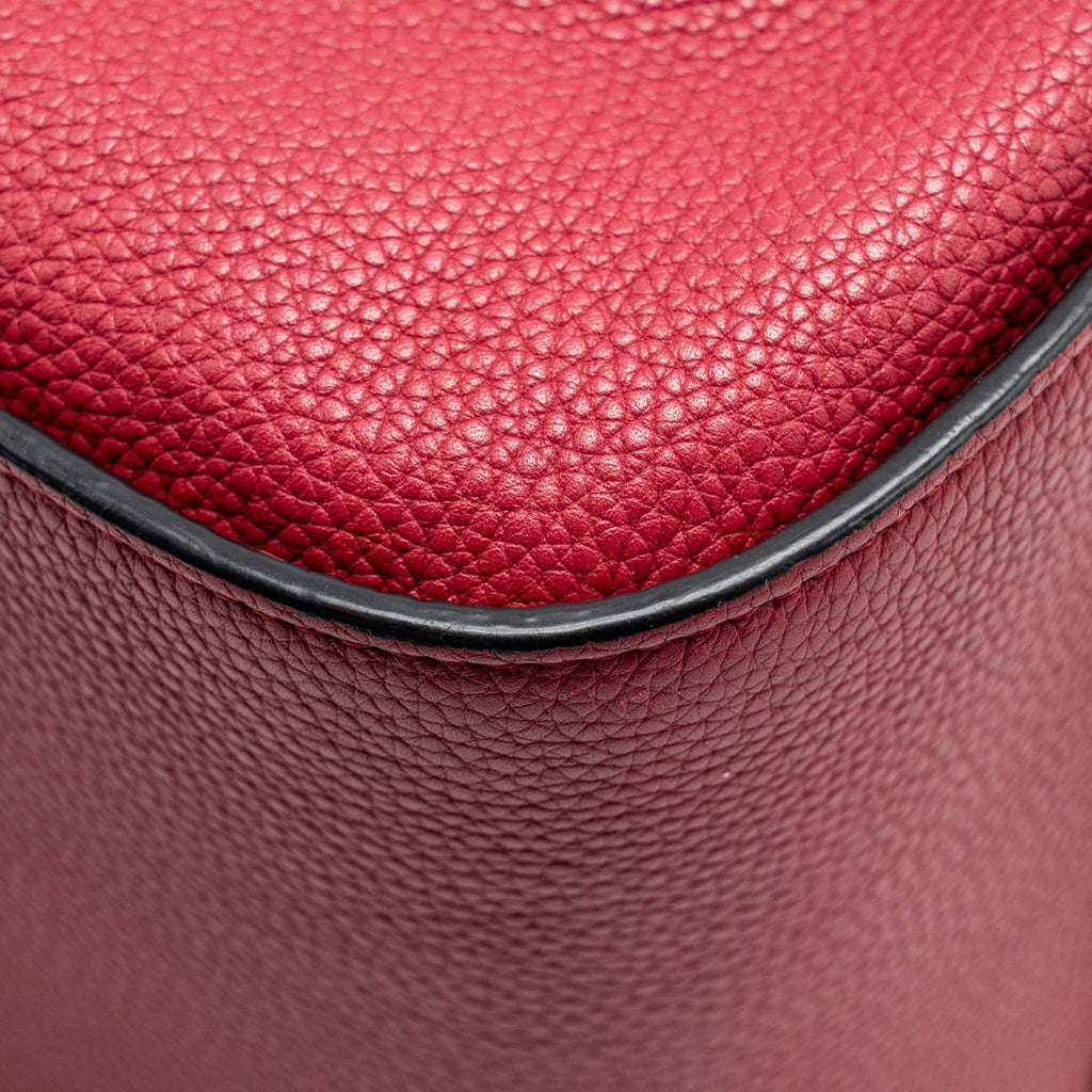 LOEWE MEDIUM HAMMOCK BAG CALFSKIN RASPBERRY SHW