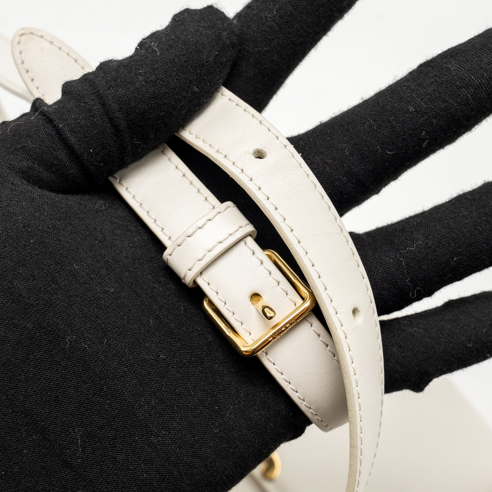 CELINE TEEN TRIOMPHE BAG CALFSKIN WHITE IVORY GHW