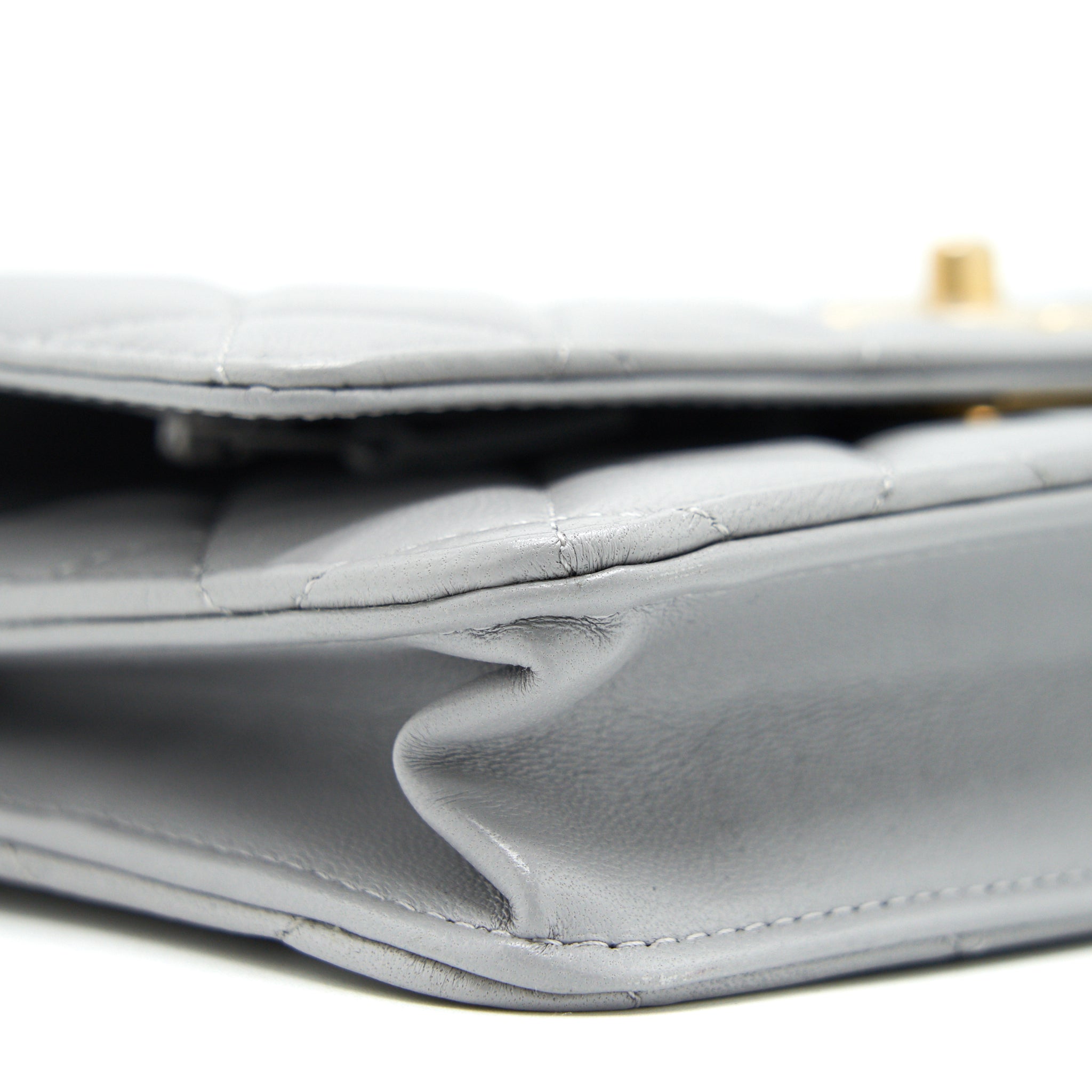 CHANEL PEARL CRUSH WALLET ON CHAIN LAMBSKIN GREY GHW (MICROCHIP)