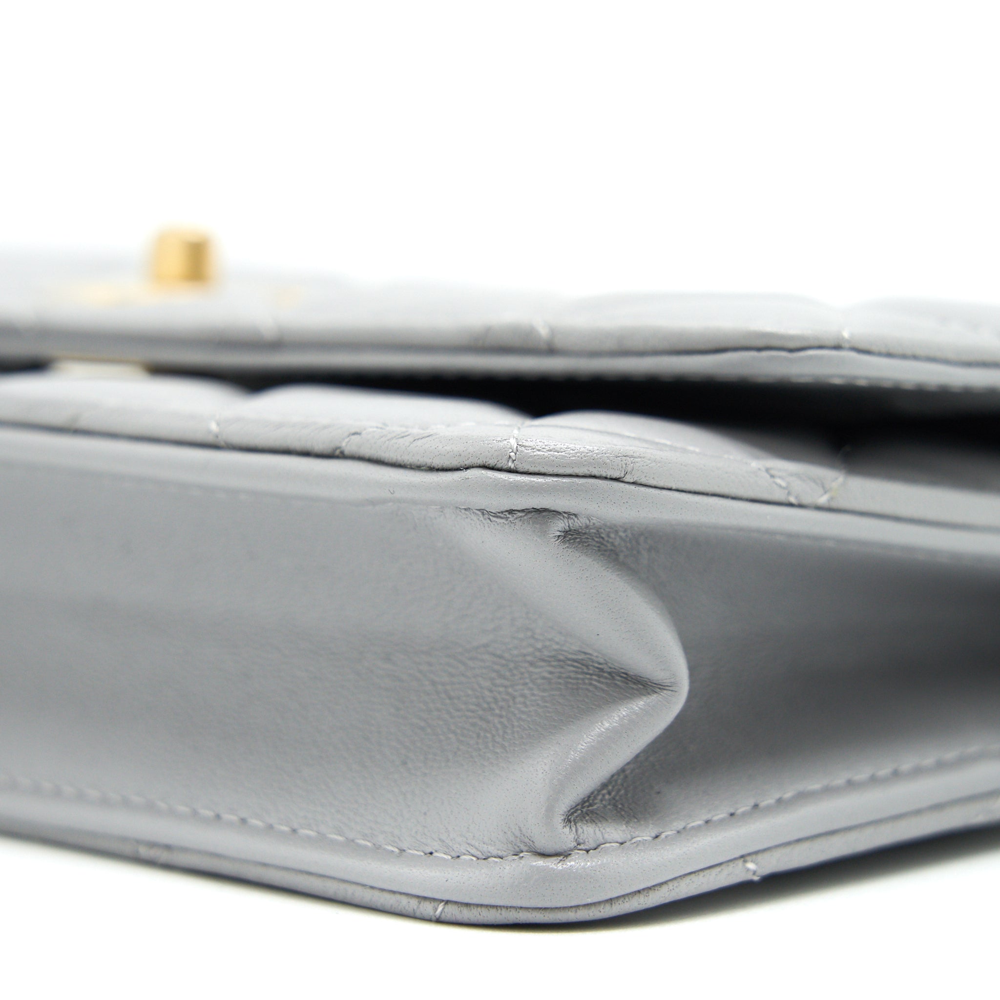 CHANEL PEARL CRUSH WALLET ON CHAIN LAMBSKIN GREY GHW (MICROCHIP)