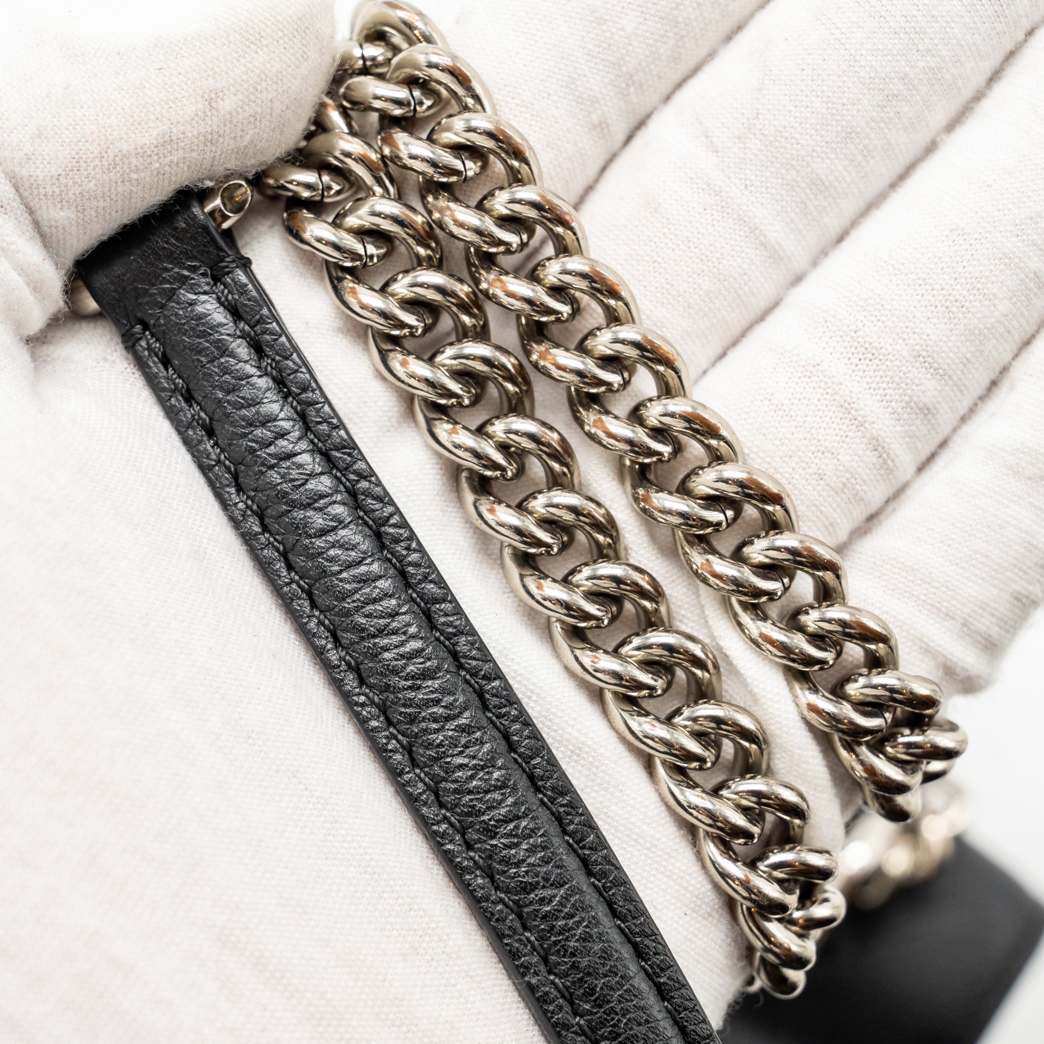 LOUIS VUITTON MY LOCK ME BAG CALFSKIN BLACK SHW