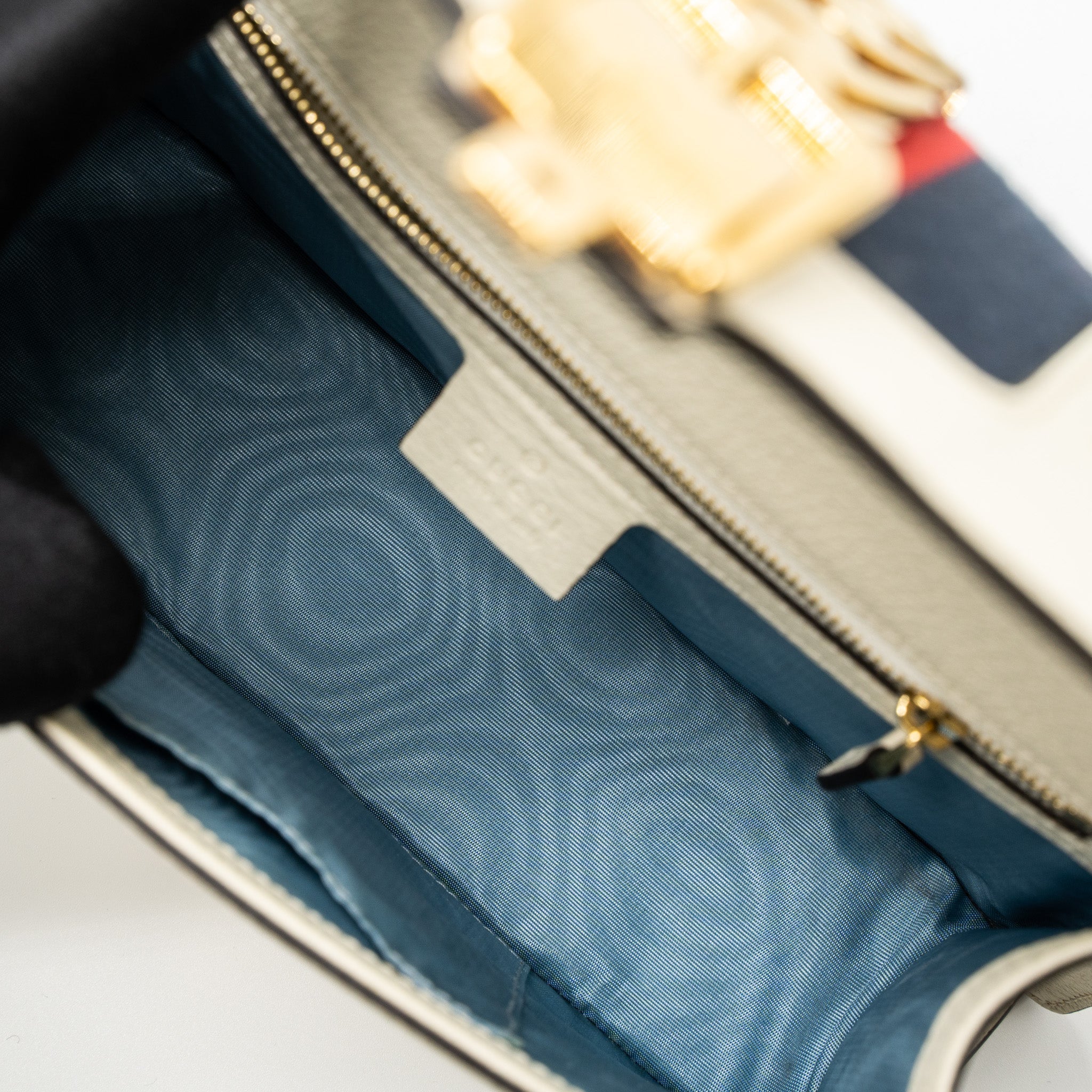 GUCCI SMALL SYLVIE BAG BEE PRINTED CALFSKIN WHITE GHW