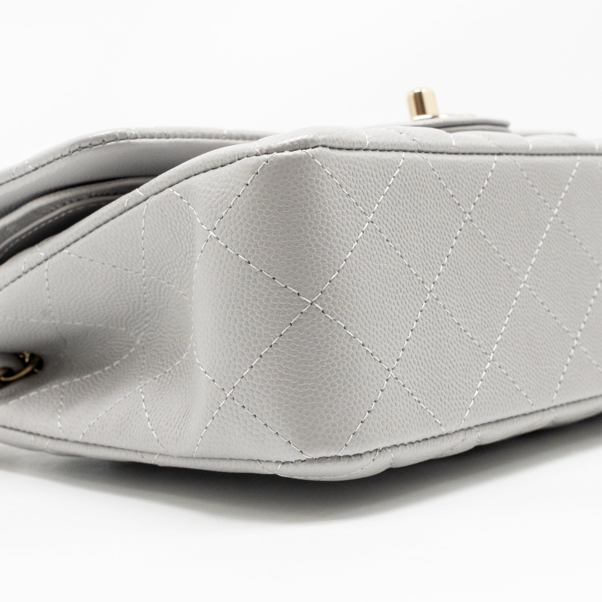 CHANEL SMALL CLASSIC DOUBLE FLAP BAG CAVIAR LIGHT GREY LGHW (MICROCHIP)