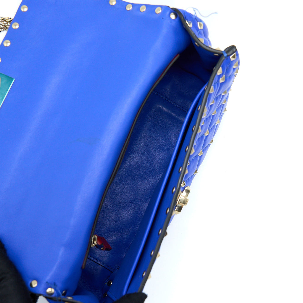 VALENTINO GARAVANI MEDIUM ROCKSTUD SPIKE SHOULDER BAG BLUE