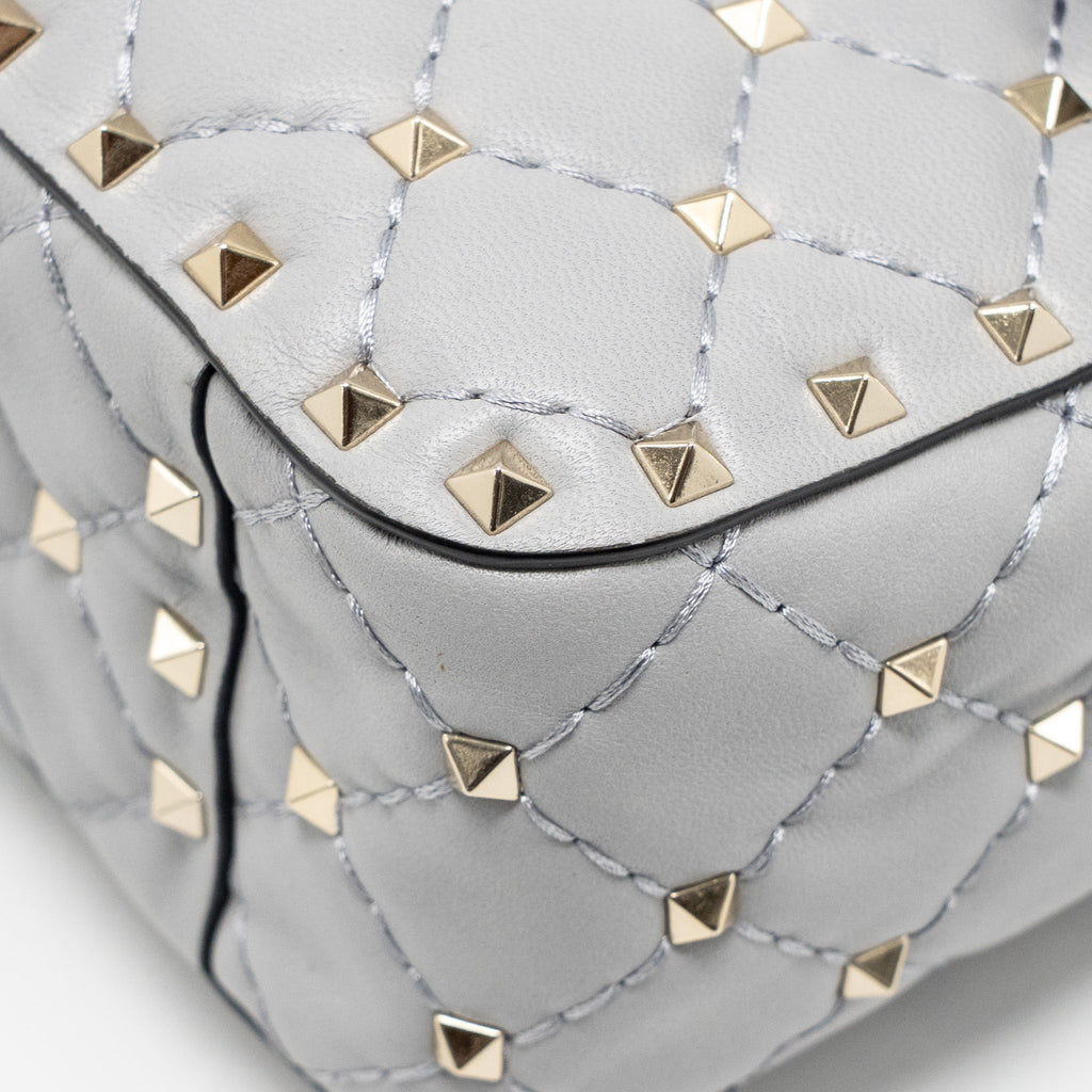 VALENTINO MEDIUM ROCKSTUD SPIKE BAG LAMBSKIN NAPPA LIGHT GREY LGHW