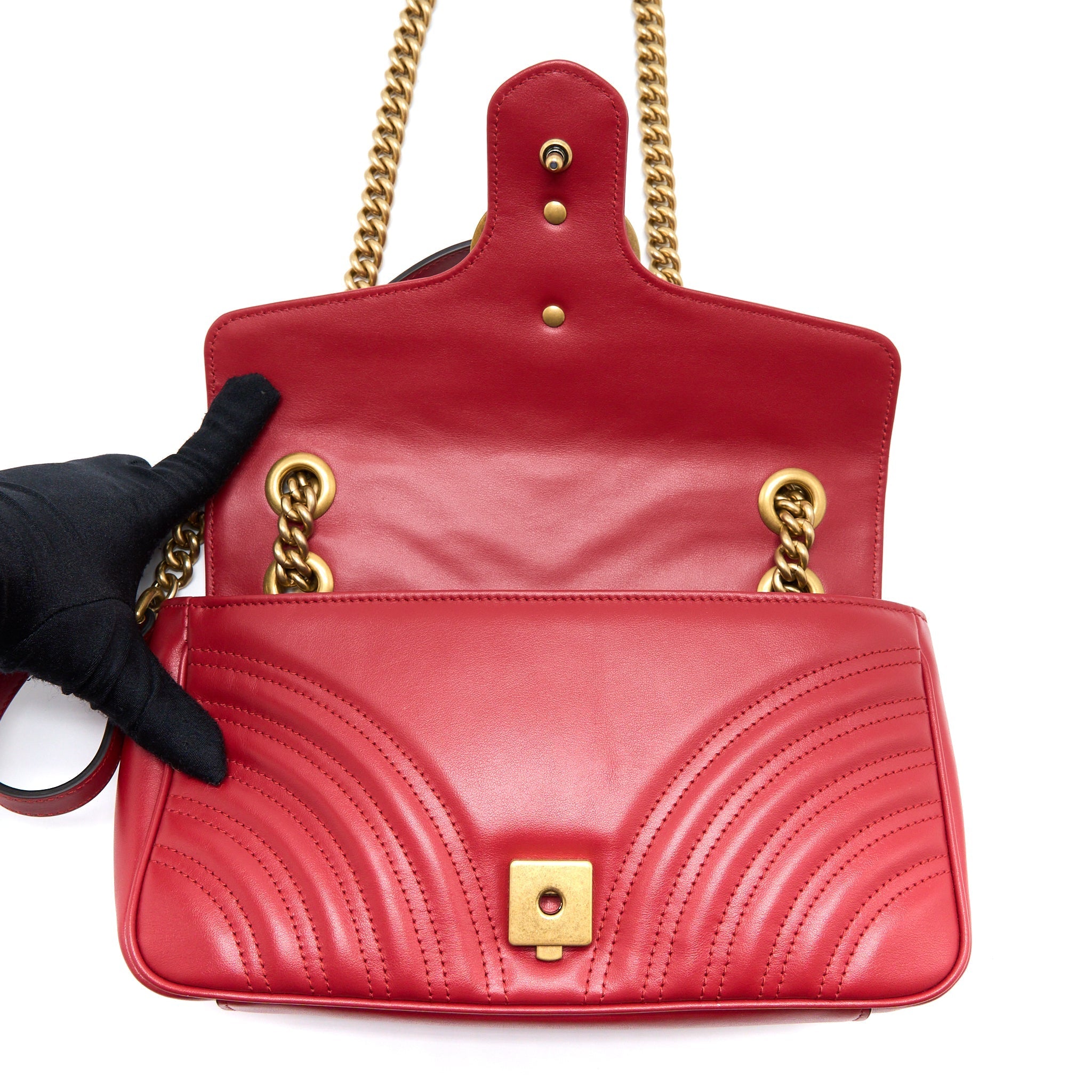 GUCCI SMALL GG MARMONT BAG CALFSKIN RED BRUSHED GHW