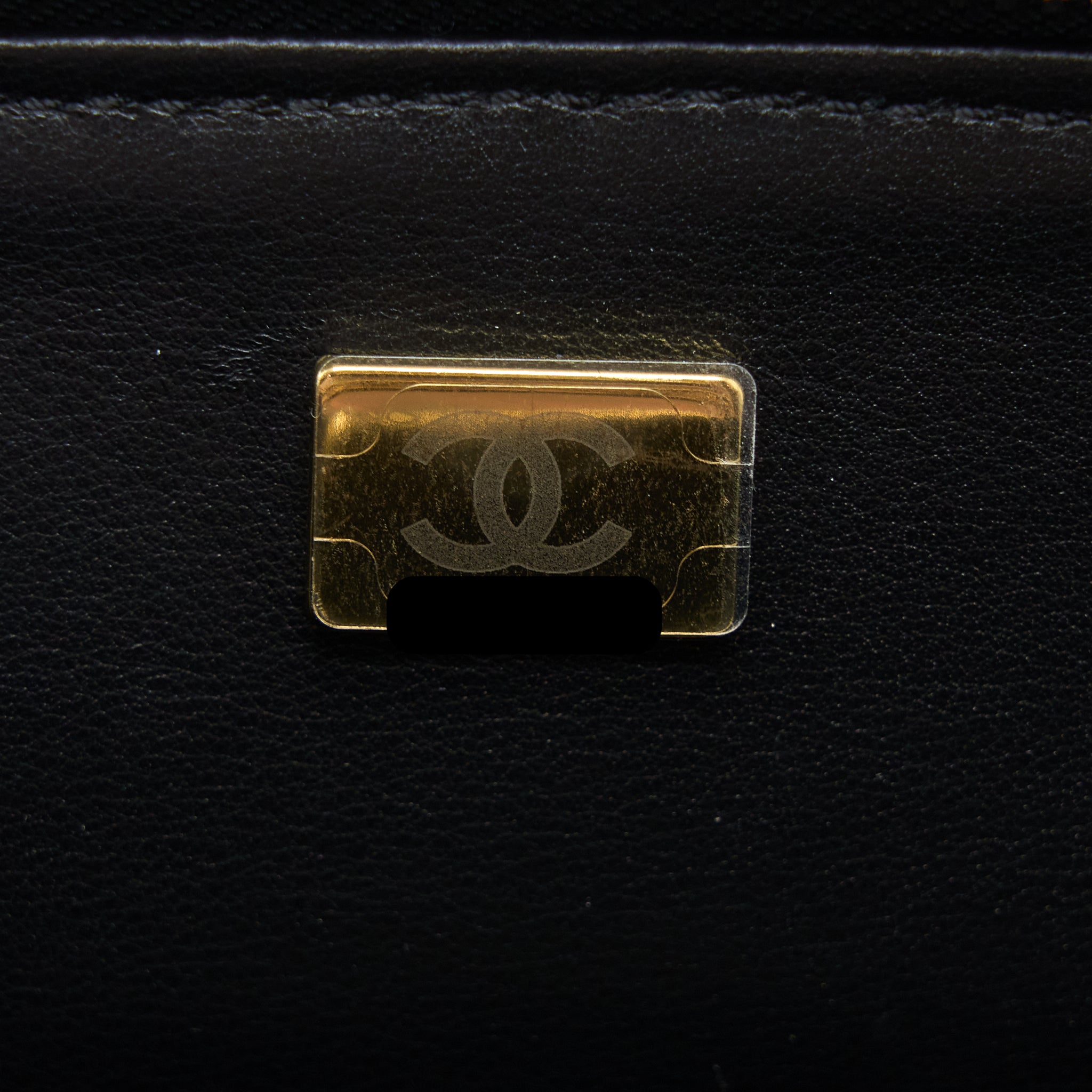 CHANEL 22S TOP HANDLE SMALL VANITY CASE CAVIAR BLACK BRUSHED GHW (MICROCHIP)