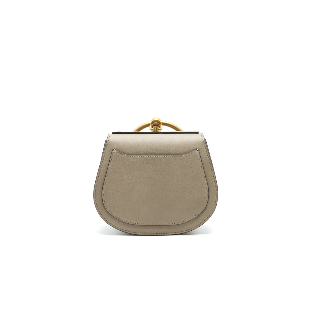 CHLOE NILE SMALL BRACELET BAG LIGHT GREY WIT GHW