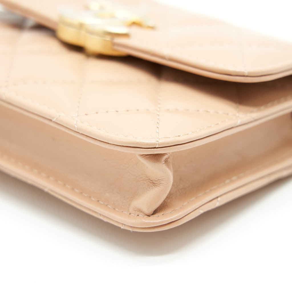 CHANEL 21A FLAP COIN PURSE WITH CHAIN BEIGE