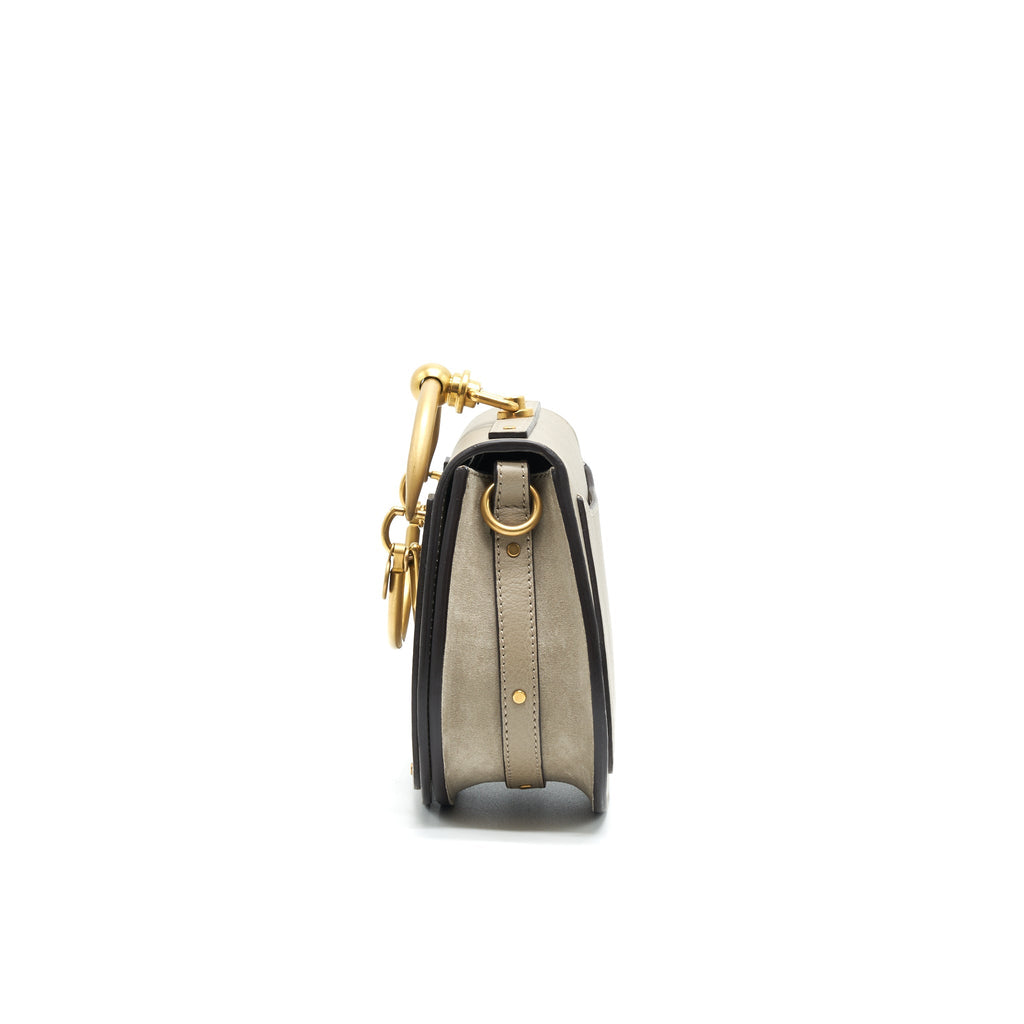 CHLOE NILE SMALL BRACELET BAG LIGHT GREY WIT GHW