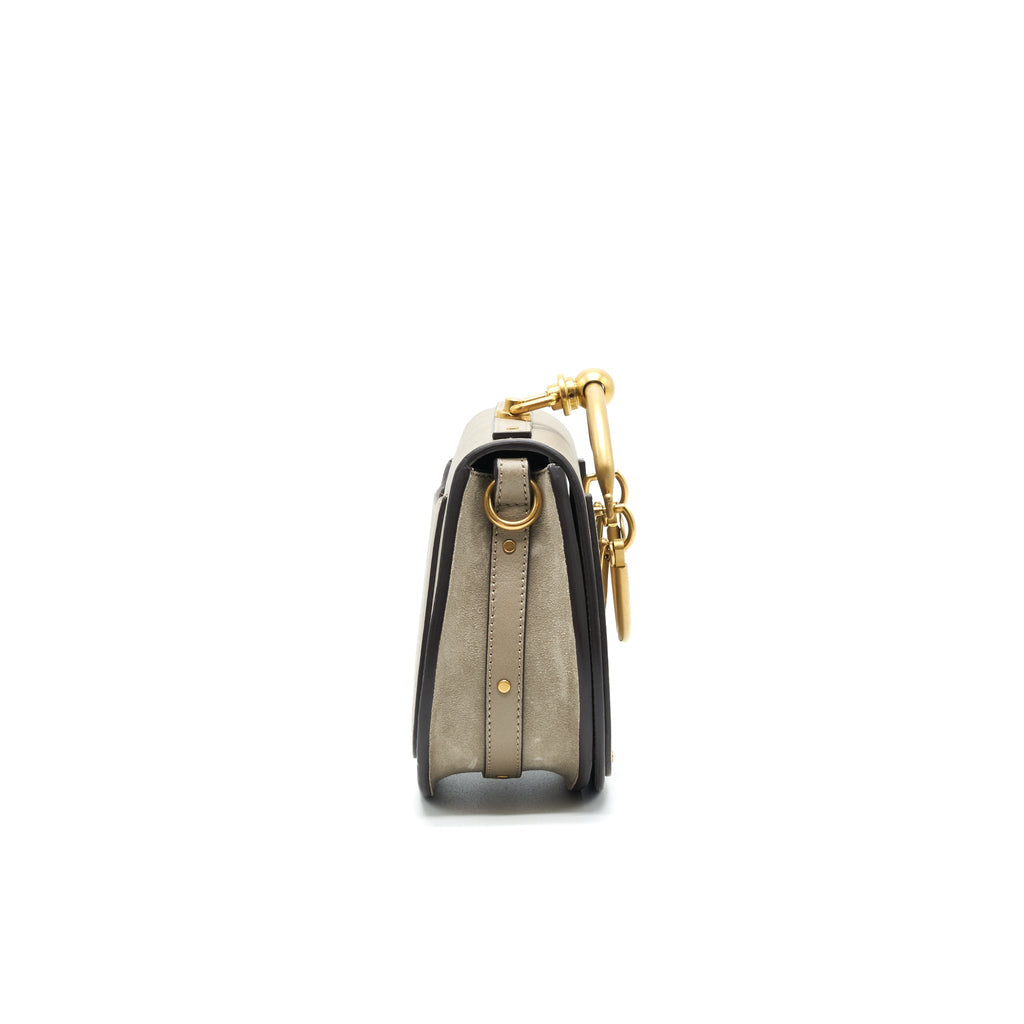 CHLOE NILE SMALL BRACELET BAG LIGHT GREY WIT GHW