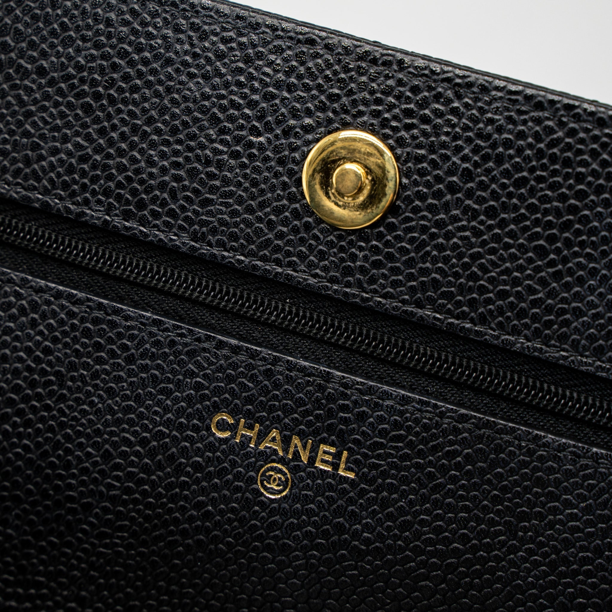CHANEL CLASSIC WALLET ON CHAIN CAVIAR BLACK GHW