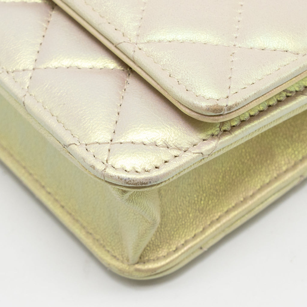 CHANEL WALLET ON CHAIN LAMBSKIN IRIDESCENT IVORY LGHW