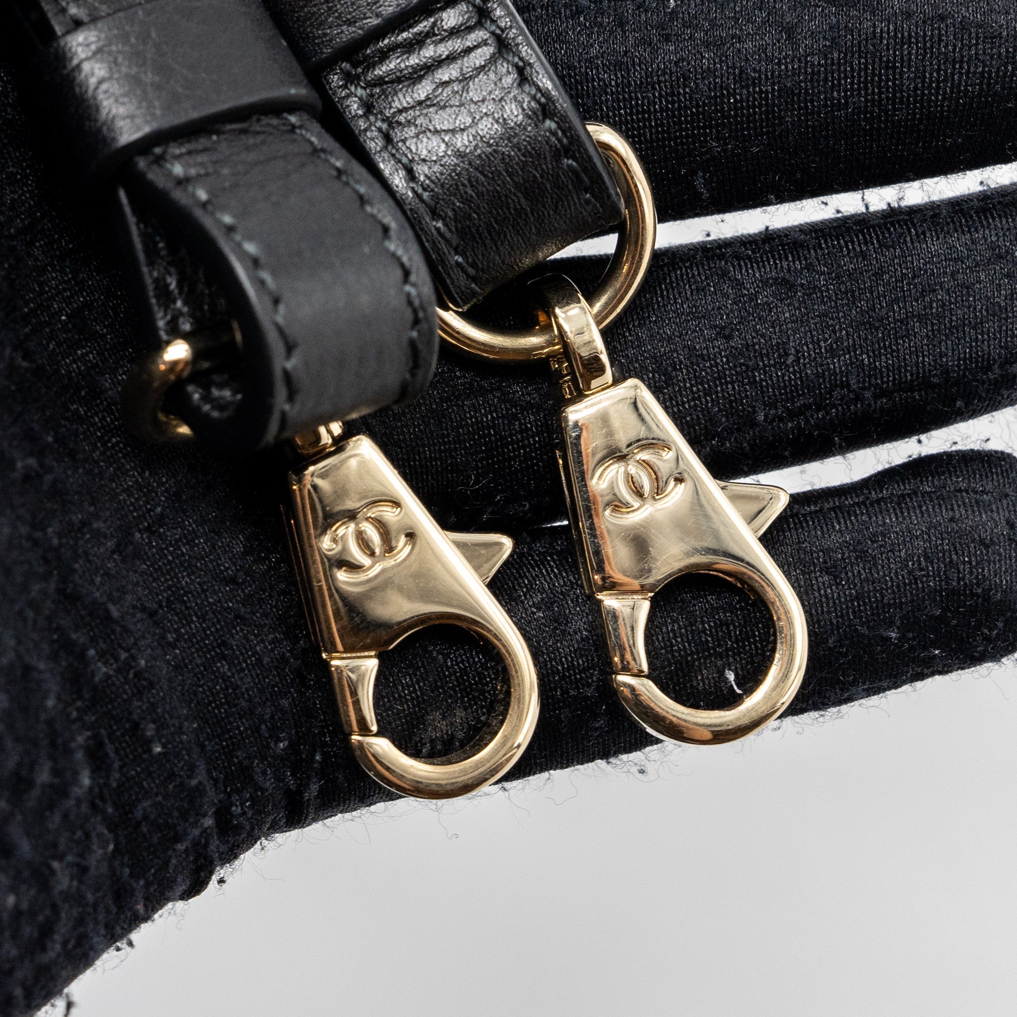 CHANEL TOP HANDLE SMALL TOTE BAG GRAINED CALFSKIN BLACK LGHW