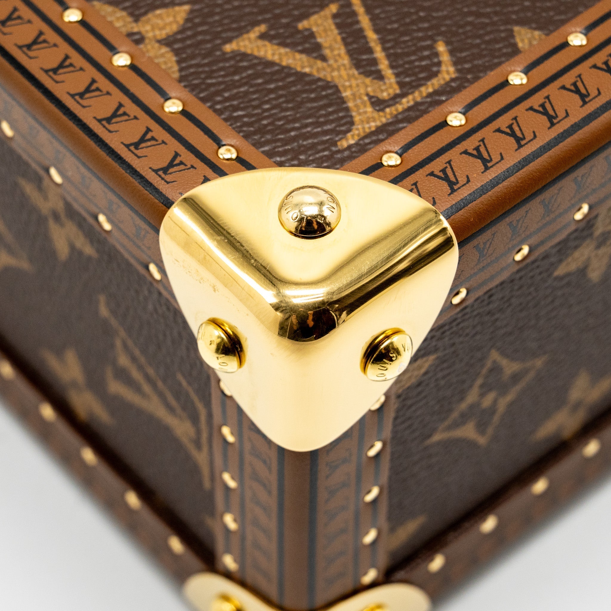LOUIS VUITTON CAMERA BOX TRUNK MONOGRAM CANVAS/LEATHER GHW