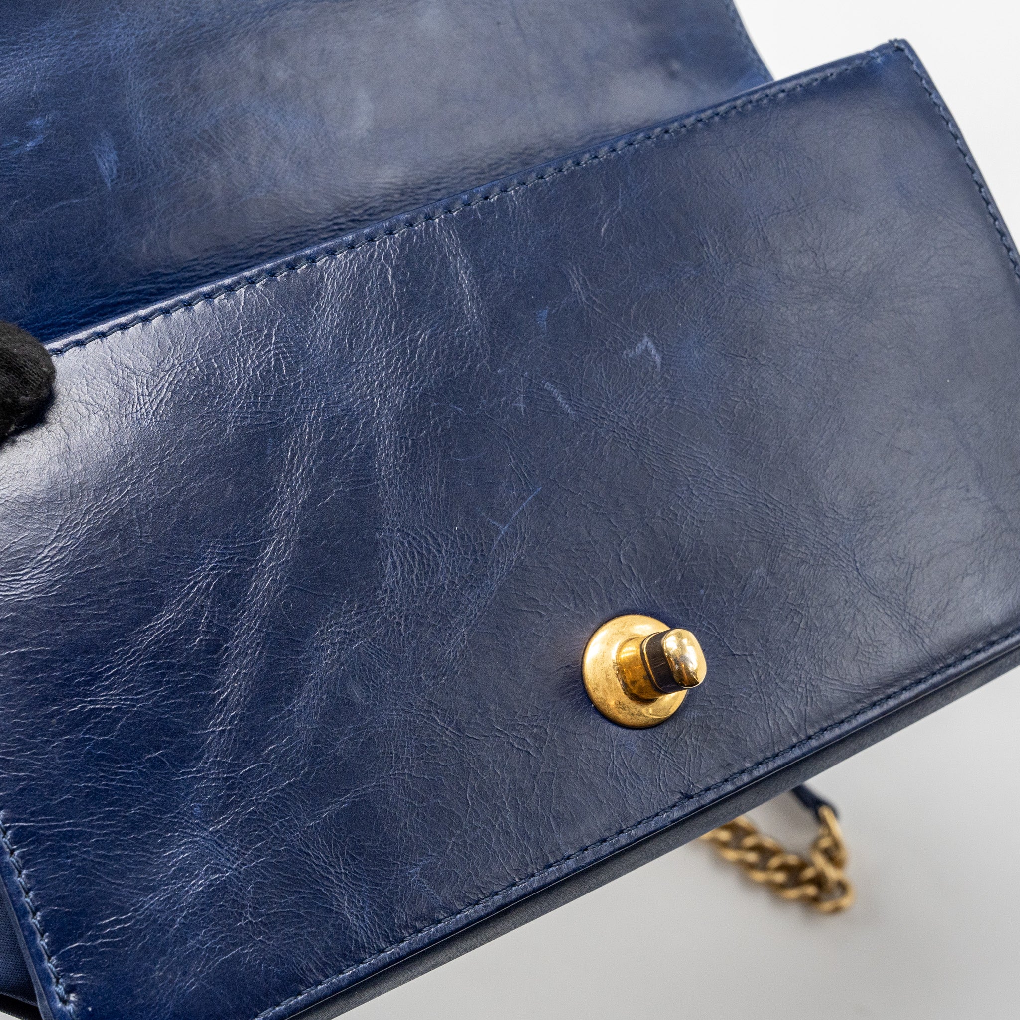 CHANEL QUILTED FLAP BAG WITH CHAIN HANDLE CALFSKIN DARK BLUE GHW