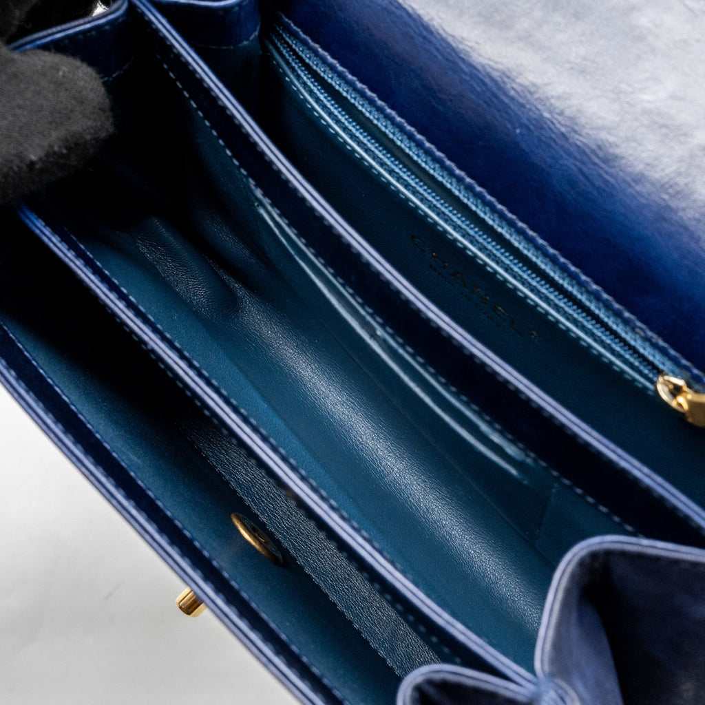 CHANEL QUILTED FLAP BAG WITH CHAIN HANDLE CALFSKIN DARK BLUE GHW
