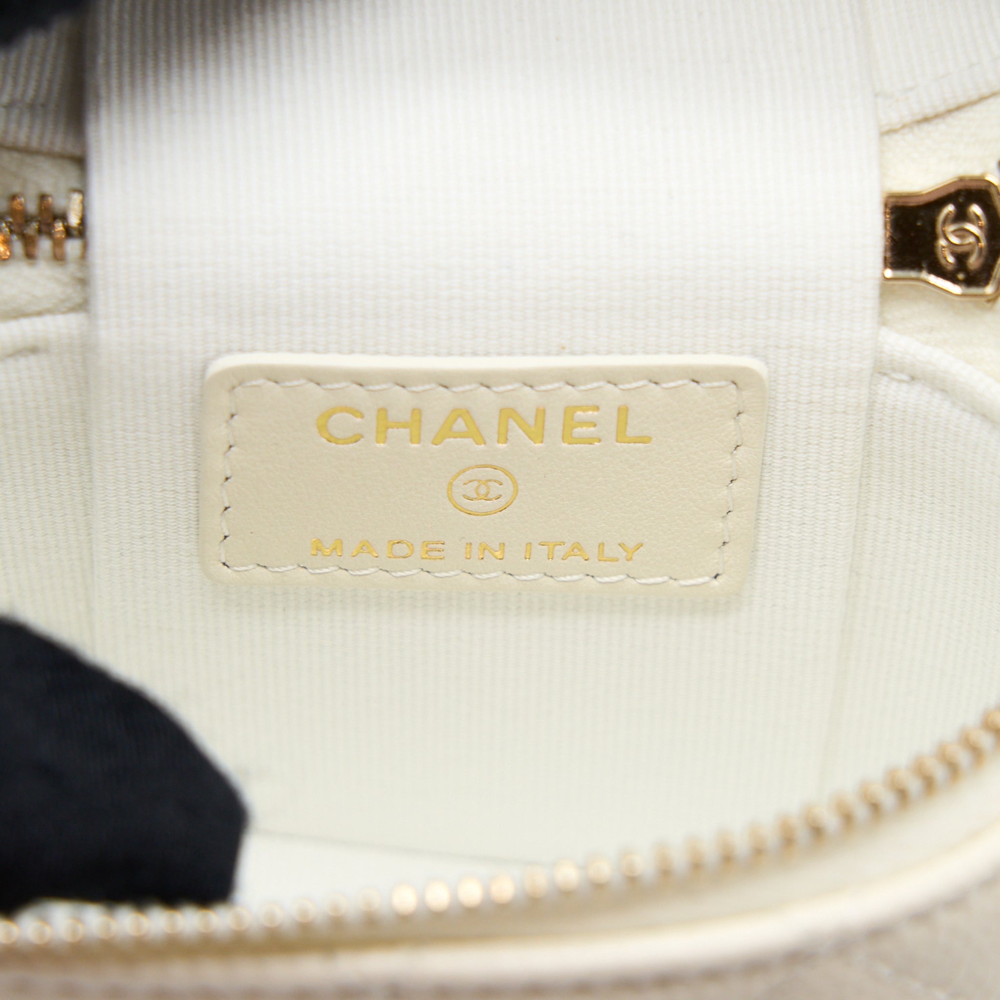 CHANEL MINI TOP HANDLE VANITY CASE CAVIAR WHITE LGHW