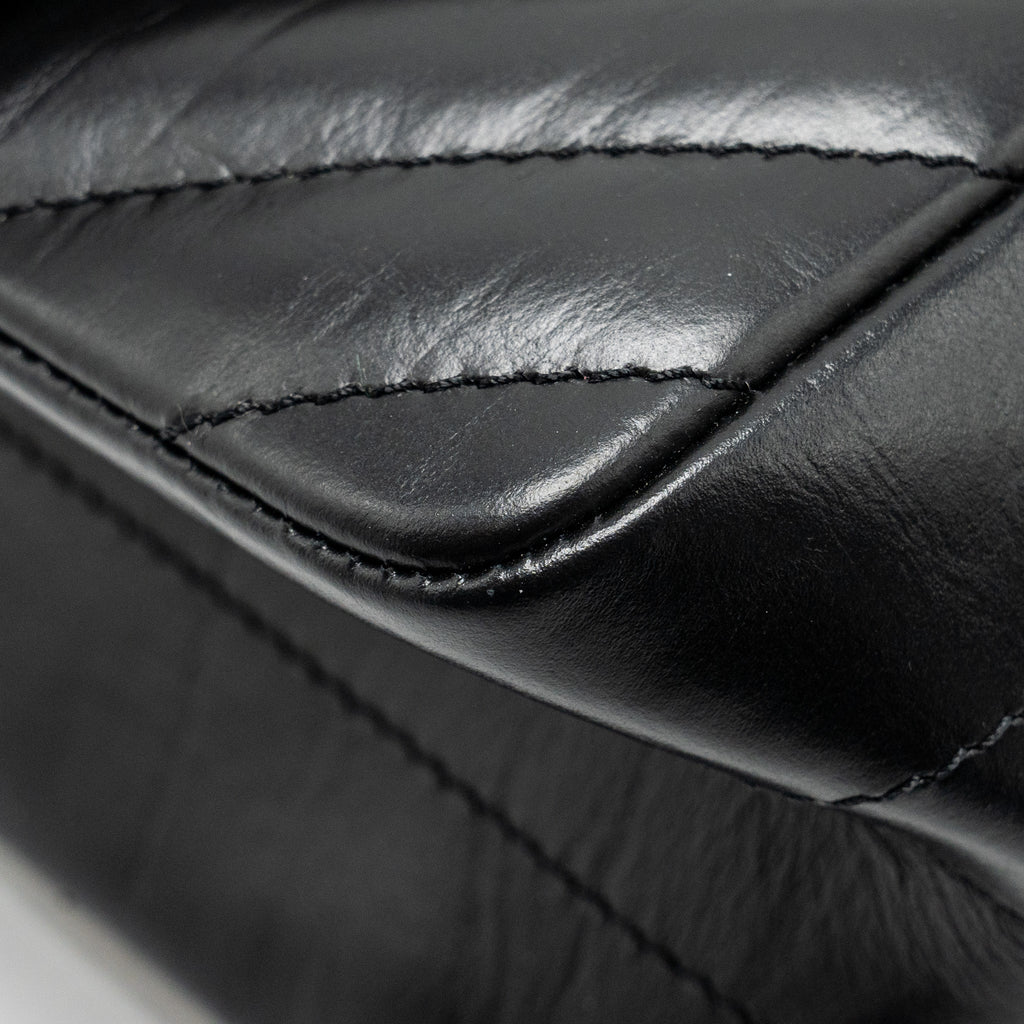 CHANEL MINI 2.55 REISSUE CHEVRON CALFSKIN BLACK GHW (MICROCHIP)