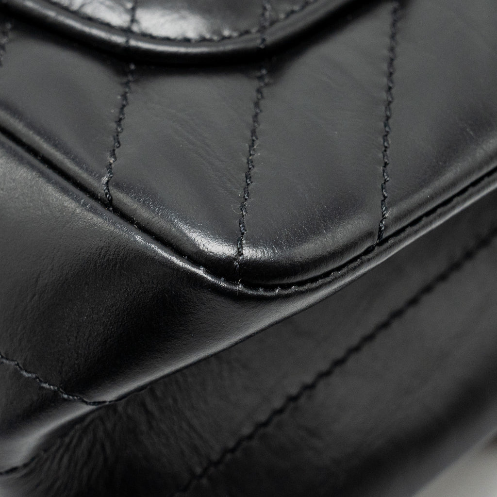 CHANEL MINI 2.55 REISSUE CHEVRON CALFSKIN BLACK GHW (MICROCHIP)