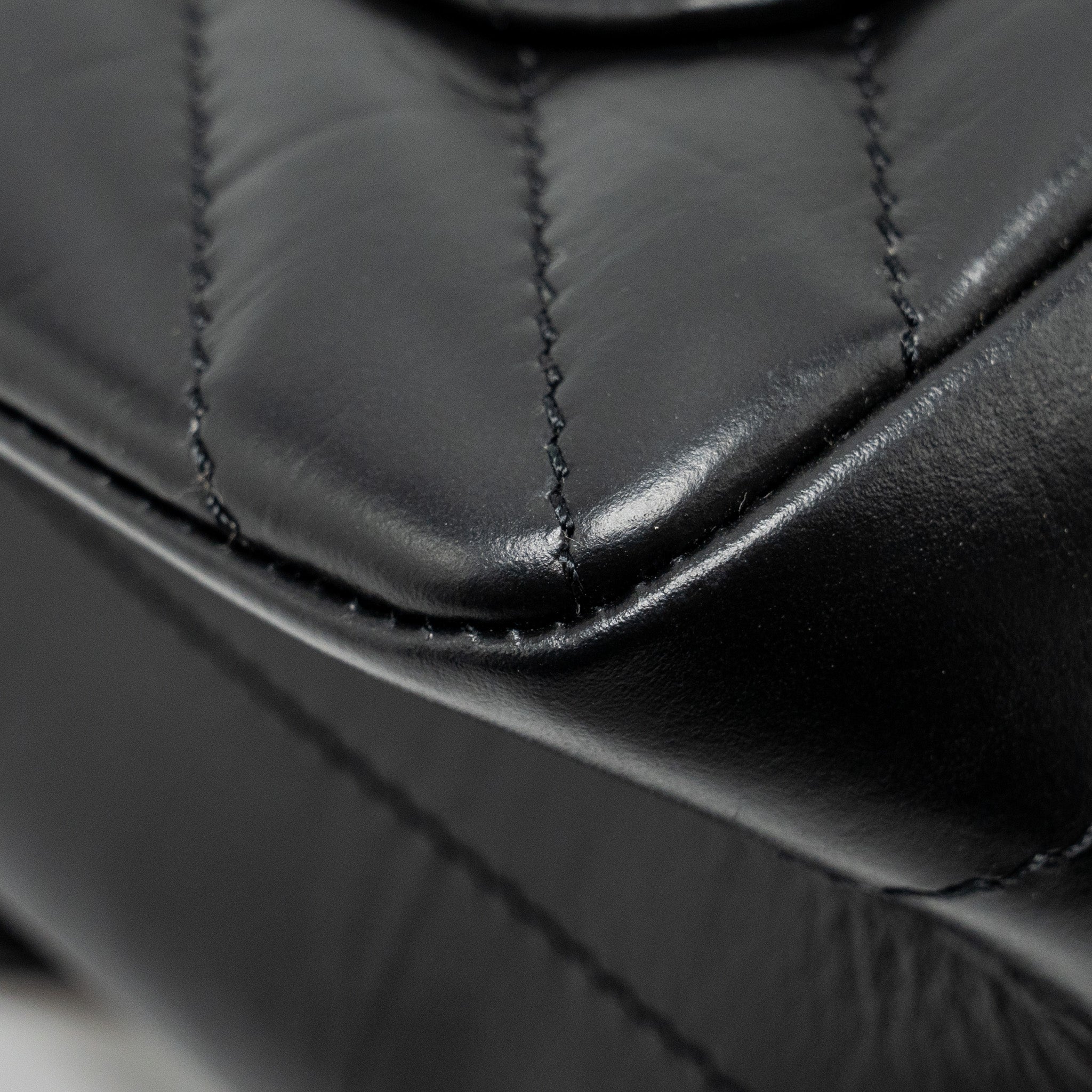 CHANEL MINI 2.55 REISSUE CHEVRON CALFSKIN BLACK GHW (MICROCHIP)