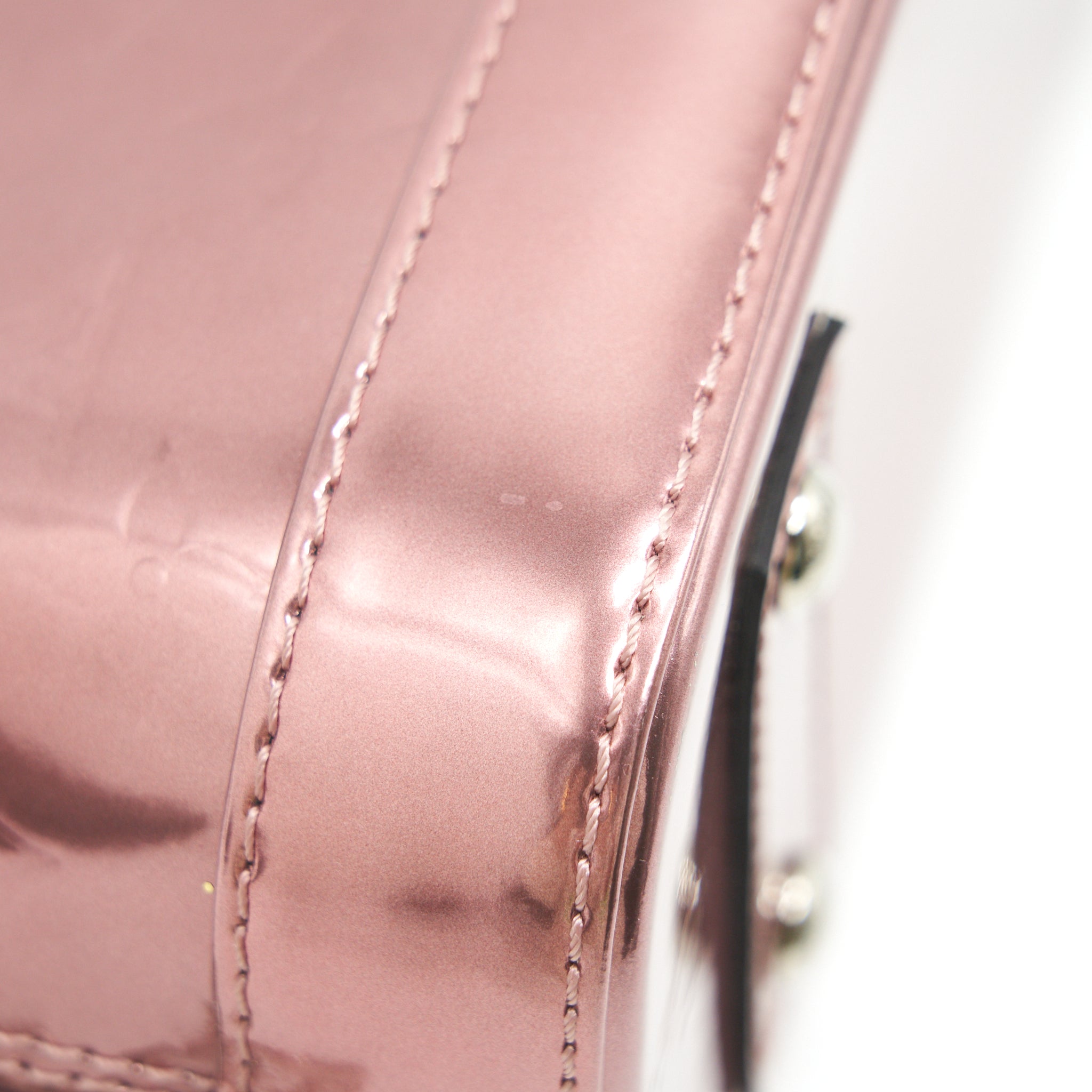 LOUIS VUITTON ALMA BB PATENT LEATHER METALLIC PINK WITH BLACK HANDLE SHW