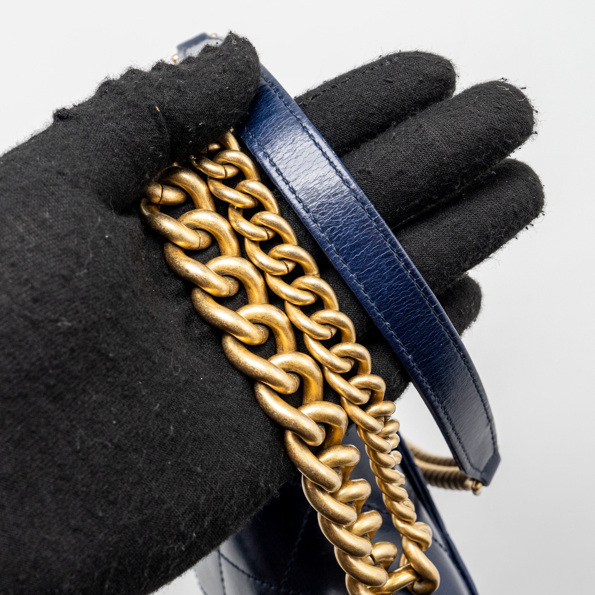 CHANEL QUILTED FLAP BAG WITH CHAIN HANDLE CALFSKIN DARK BLUE GHW