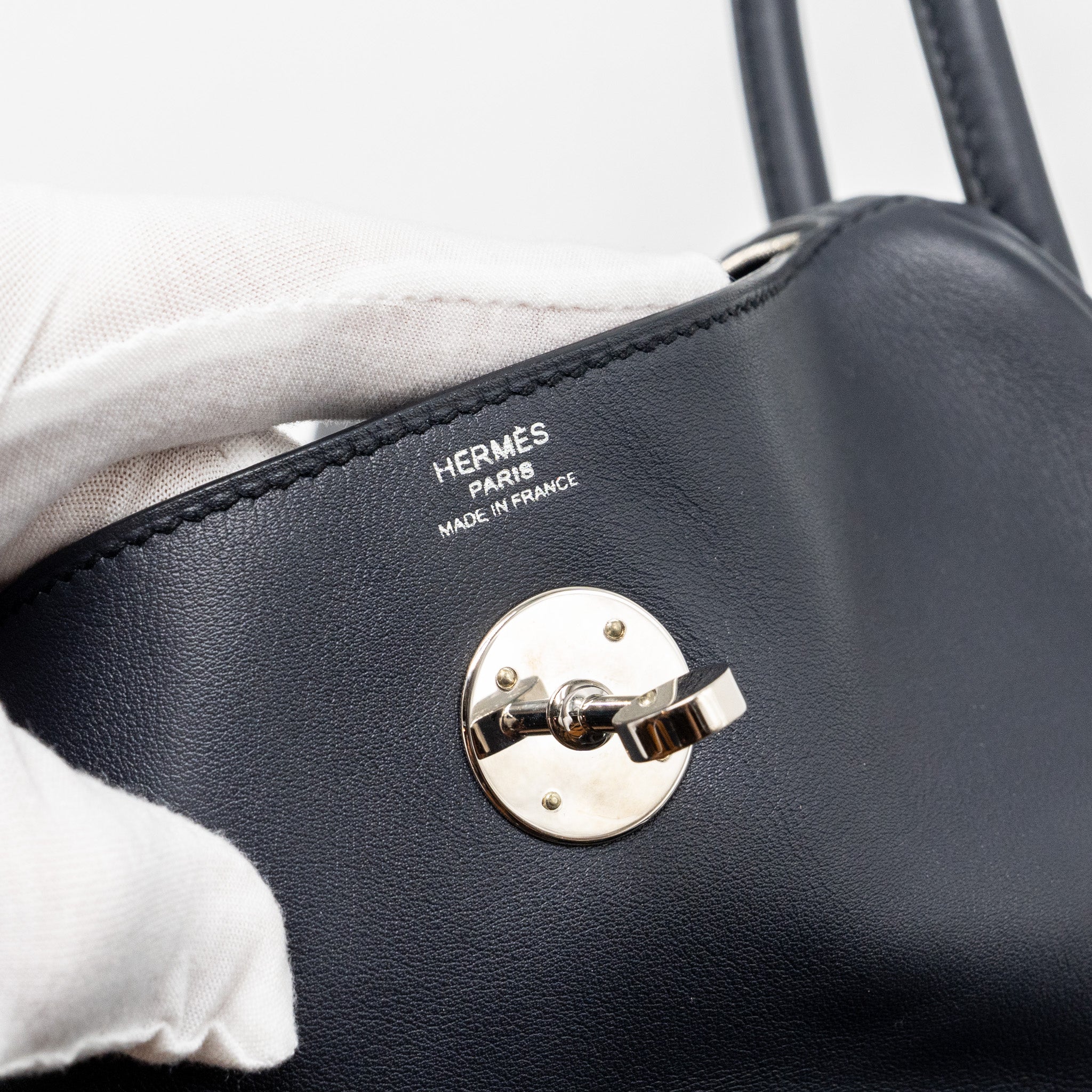 HERMES LINDY 26 SWIFT/EPSOM BLUE INDIGO WITH TRESSAGE STRAP SHW