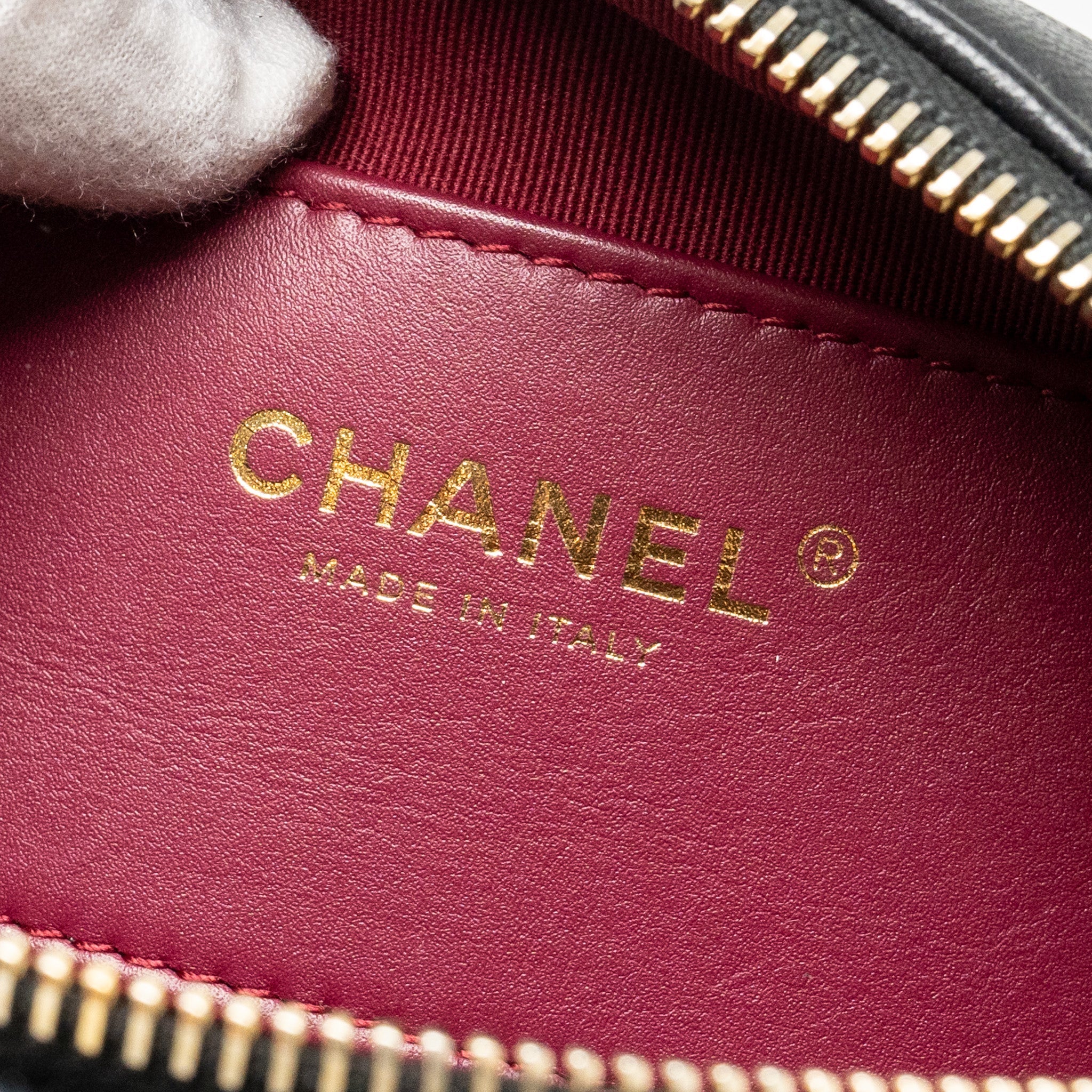CHANEL 22A DETAIL CHAIN BOWLING BAG LAMBSKIN BLACK GHW (MICROCHIP)