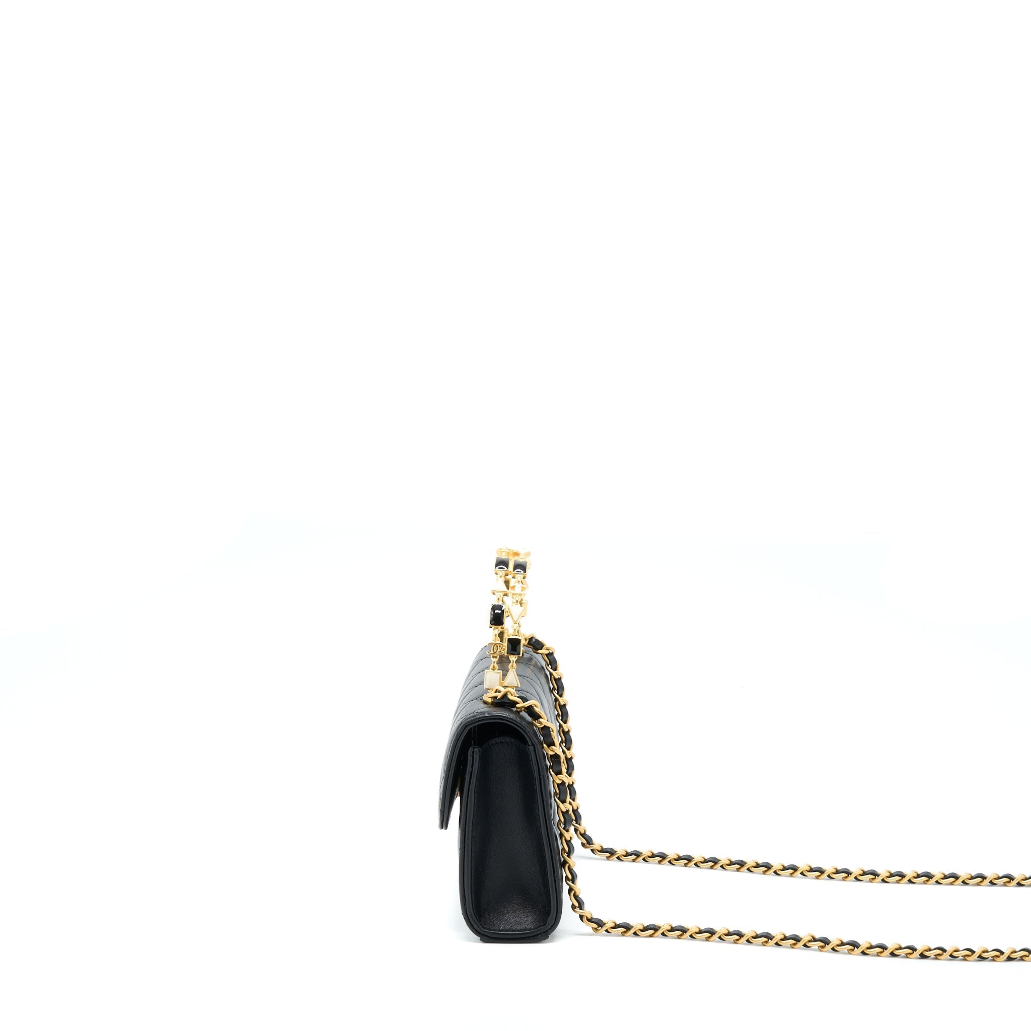 CHANEL 22B FLAP BAG WITH ENAMEL/CC LOGO TOP HANDLE LAMBSKIN BLACK BRUSHED GHW