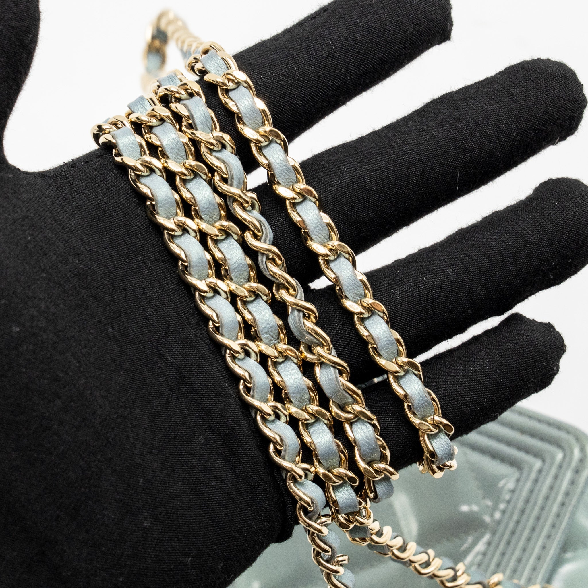 CHANEL BOY WALLET ON CHAIN PATENT CALFSKIN IRIDESCENT LIGHT BLUE LGHW