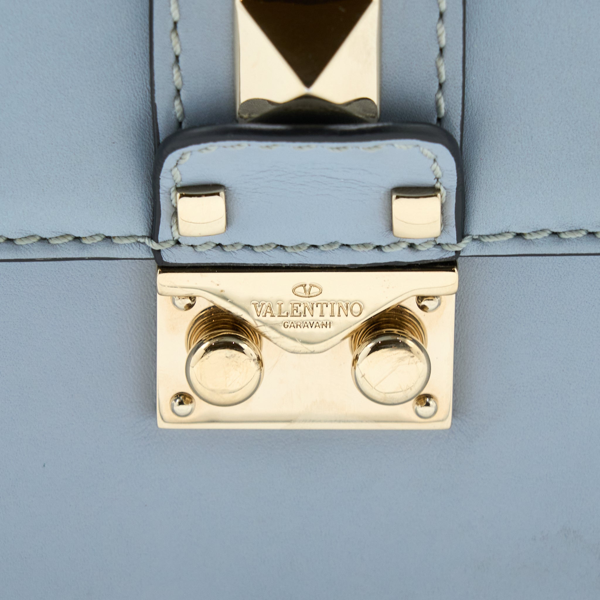 VALENTINO ROCKSTUD LOCK BAG LIGHT BLUE SHW
