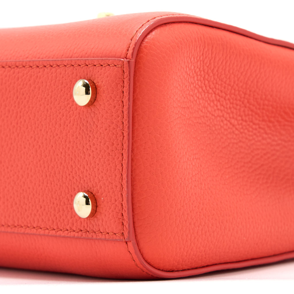 CHANEL NEO EXECUTIVE MINI TOTE CALFSKIN RED GHW