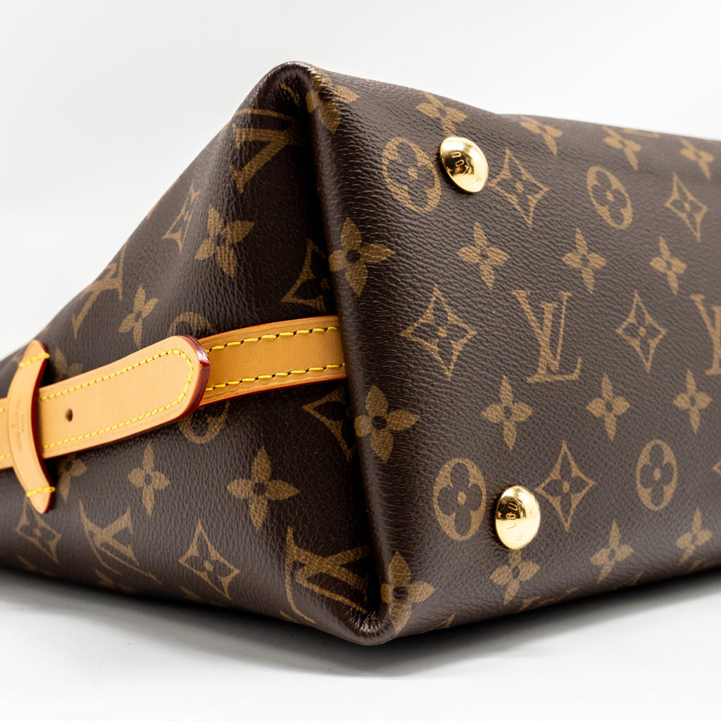 LOUIS VUITTON CARRYALL PM MONOGRAM CANVAS GHW