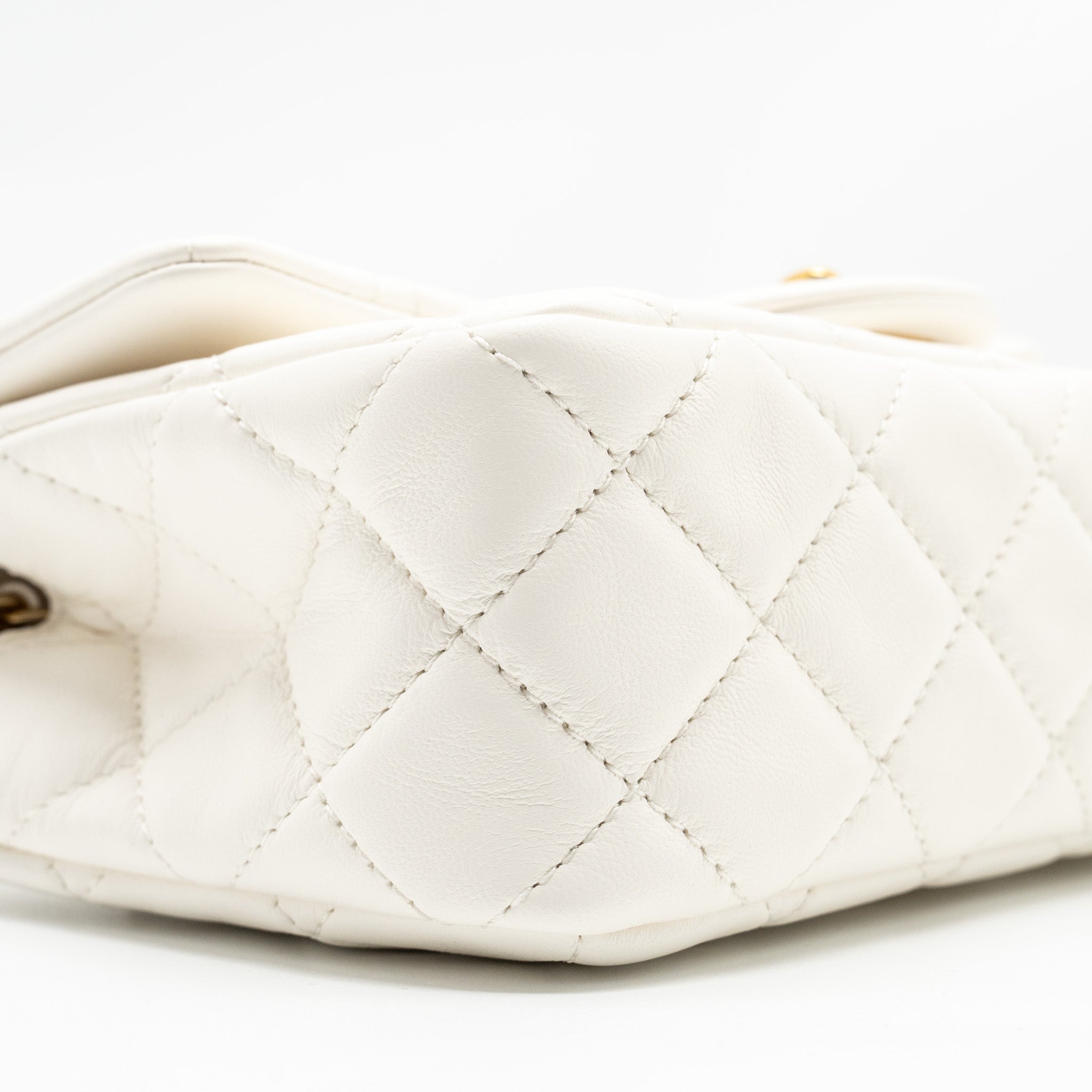 CHANEL PEARL CRUSH MINI RECTANGULAR FLAP BAG LAMBSKIN WHITE GHW (MICROCHIP)