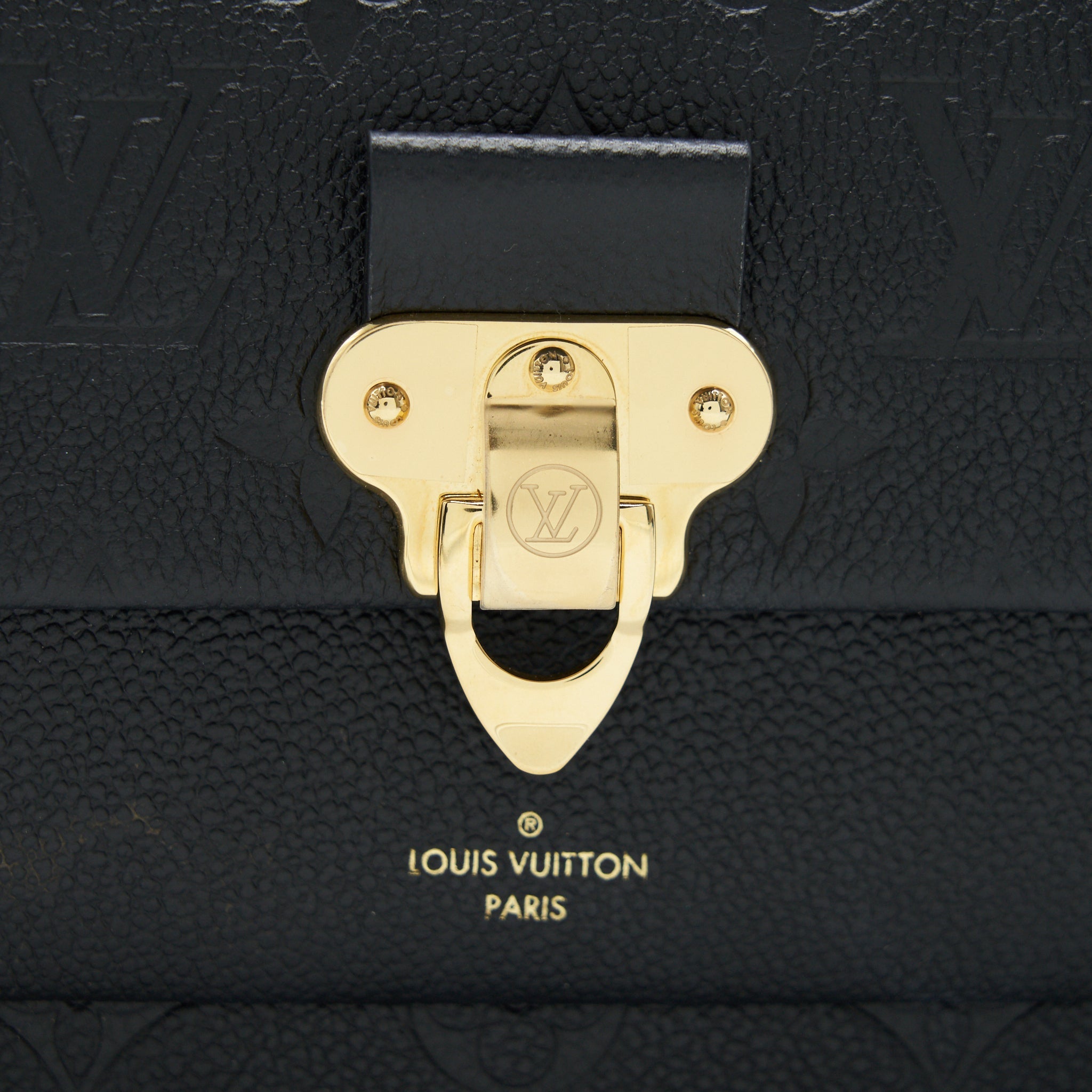 LOUIS VUITTON VAVIN CHAIN WALLET BLACK