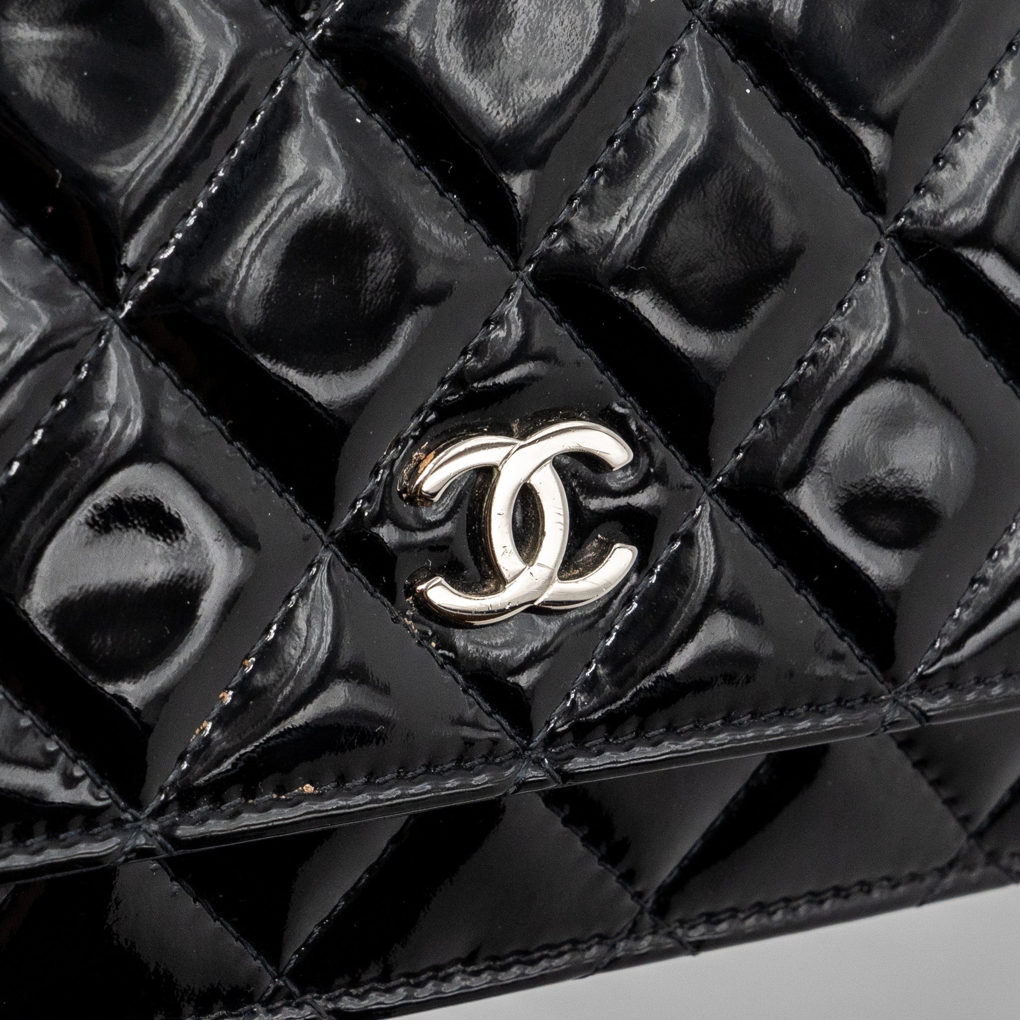 CHANEL CLASSIC WALLET ON CHAIN PATENT BLACK SHW