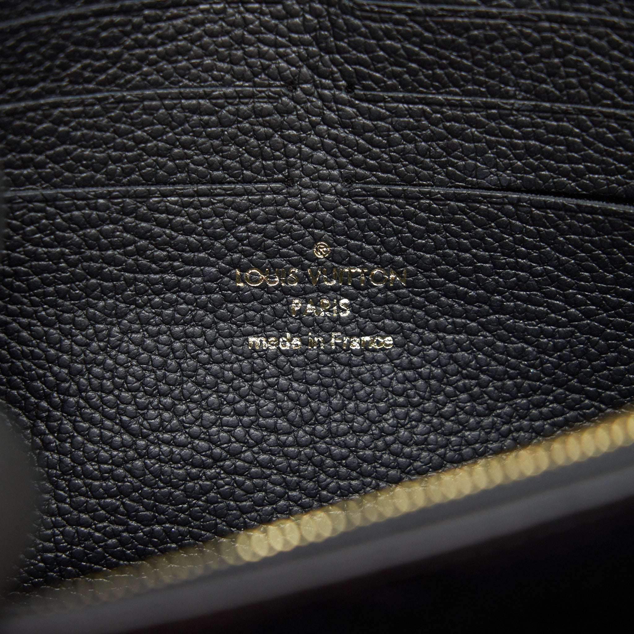 LOUIS VUITTON VAVIN CHAIN WALLET BLACK