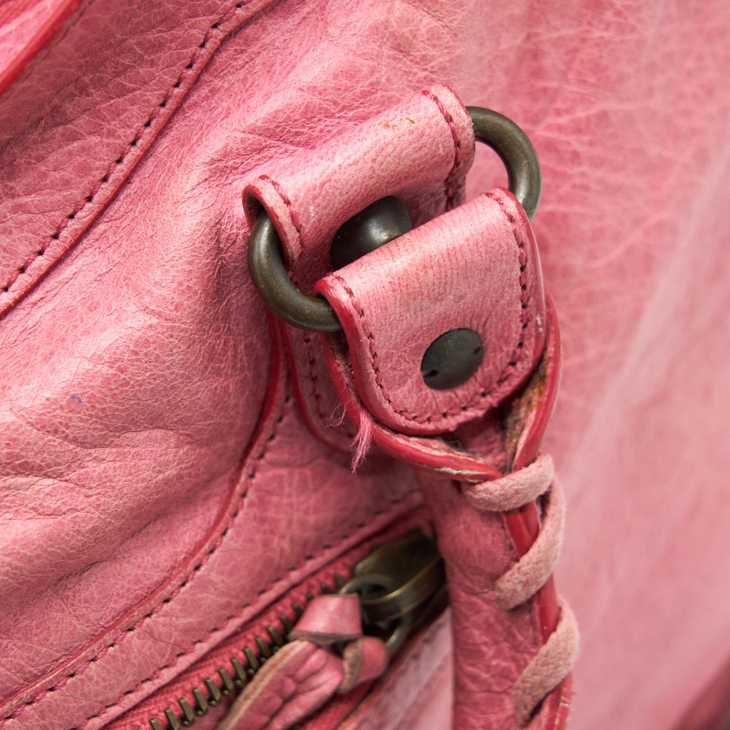 BALENCIAGA CLASSIC CITY PINK BAG BLACK HARDWARE