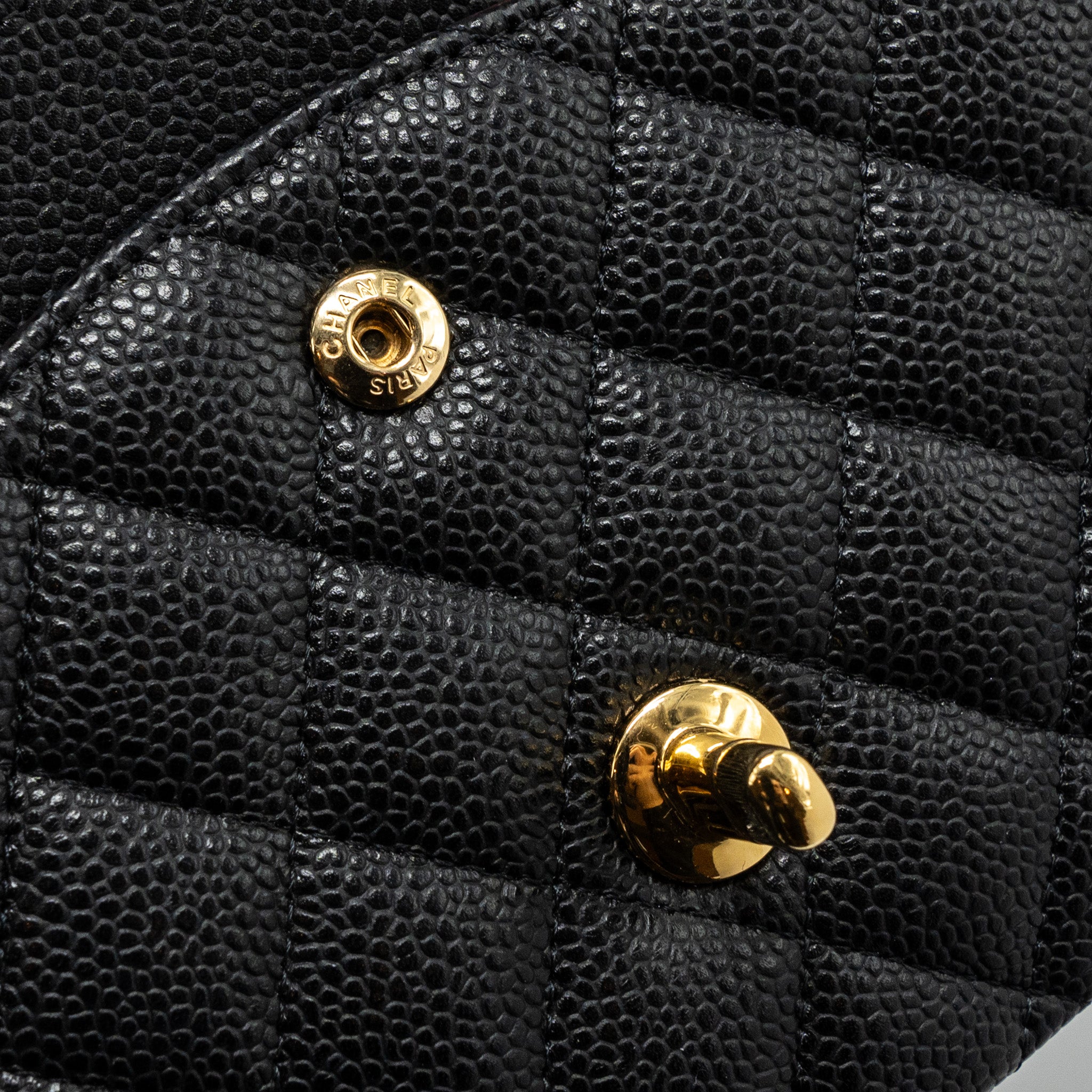 CHANEL MEDIUM CLASSIC DOUBLE FLAP BAG CAVIAR BLACK GHW(MICROCHIP)
