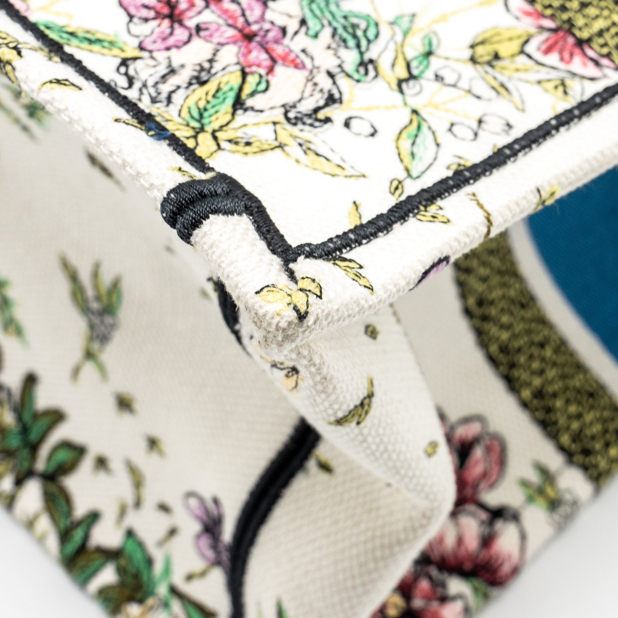 DIOR MEDIUM BOOK TOTE LIMITED CANVAS MULTICOLOUR
